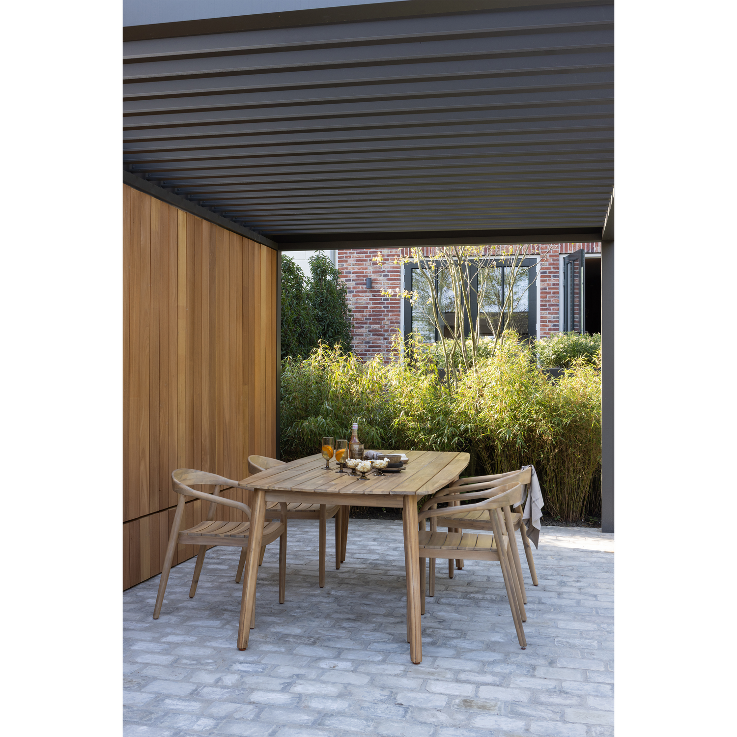 377470-N-377471-N-01_SF_WO_Boru_tuinstoel_Kris_tuintafel.png?auto=webp&format=png&width=1500&height=1500