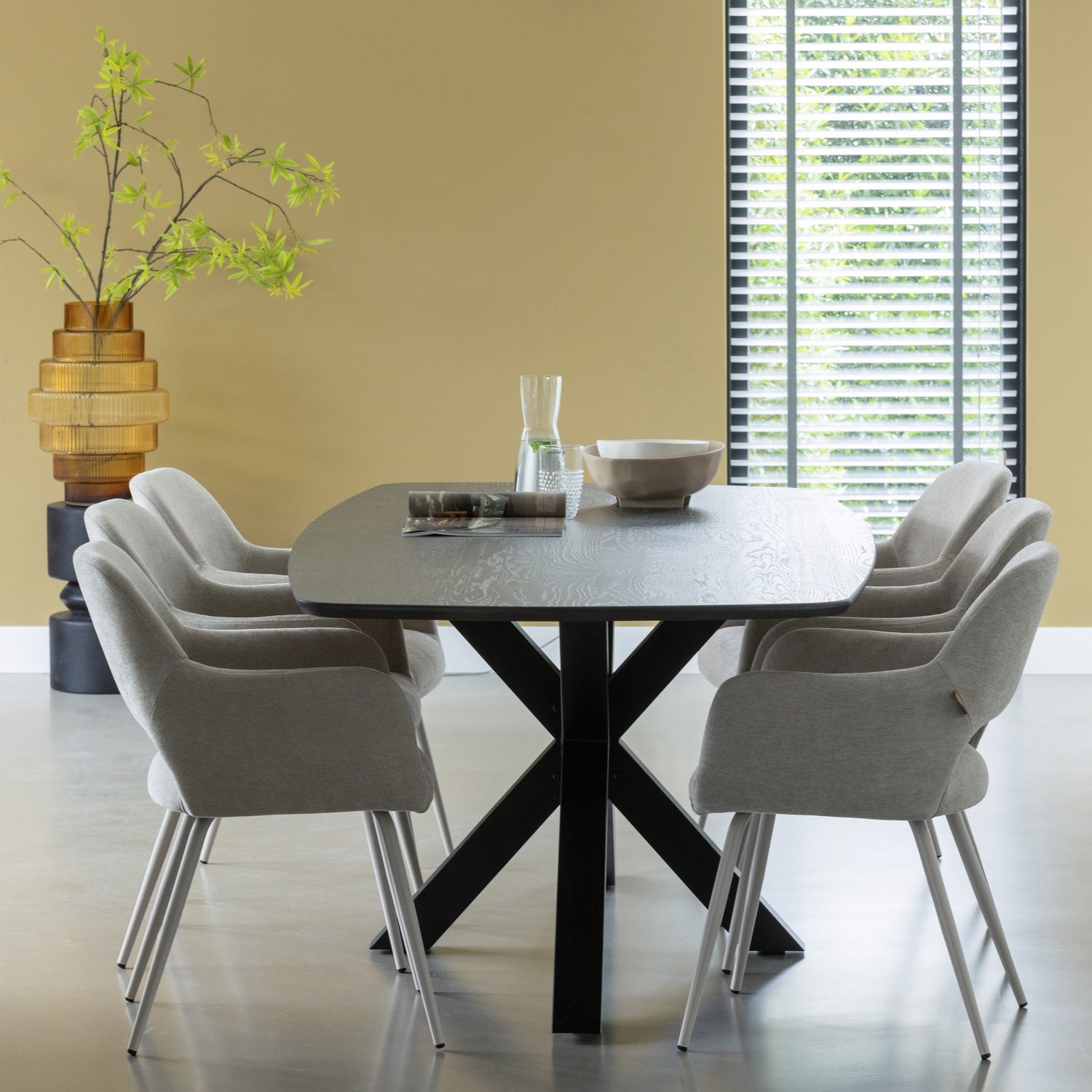 TB-DO-DL22-1990x0990-375291-34076-N-02_SF_FA_Tafelblad_deens_ovaal_doorgaande_lamel_200x100cm_mystic_brown_Tablo_kruispoot_Jenny_VIERKANT.jpg?auto=webp&format=png&width=1500&height=1500