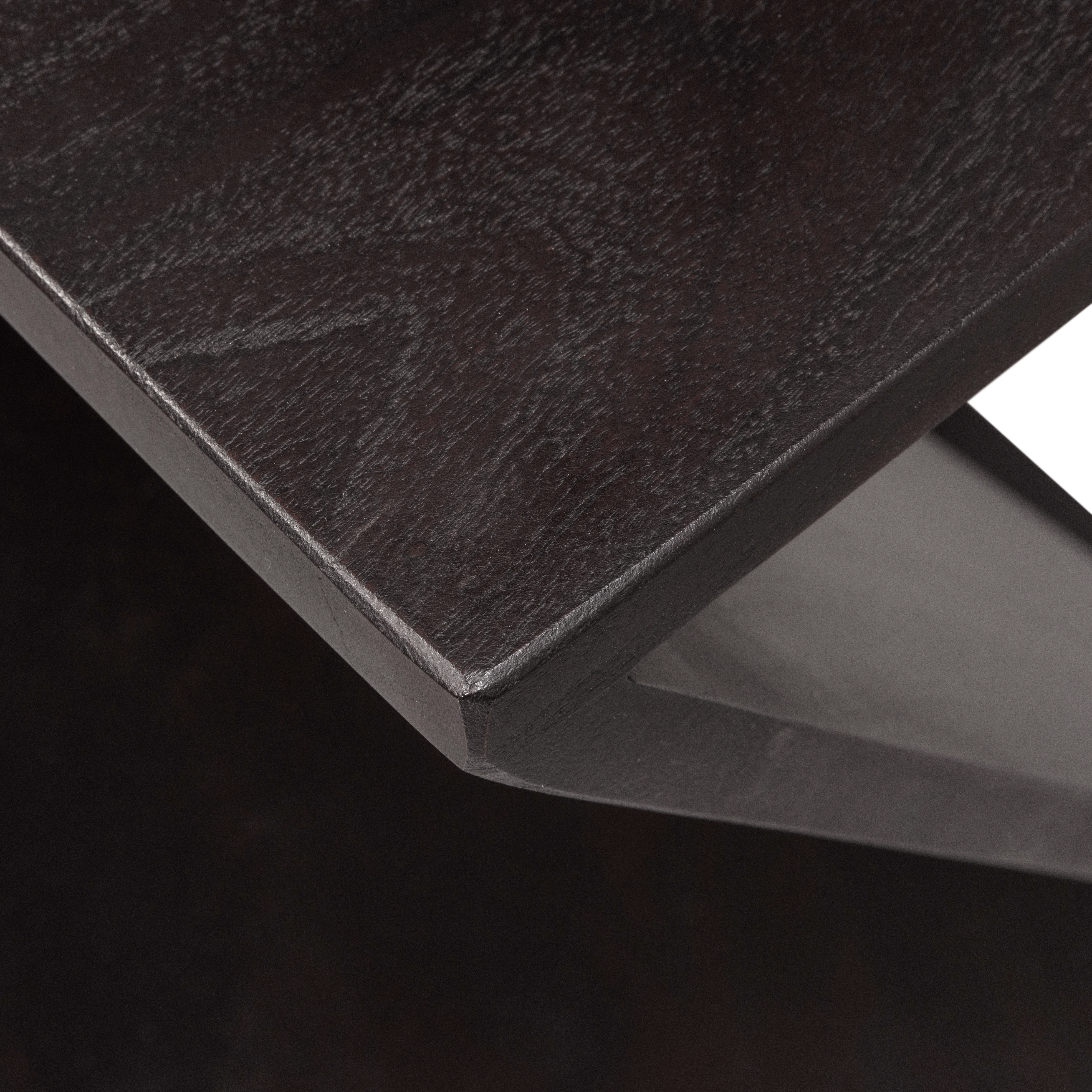 375030-D-01_VS_WE_Ikem_bijzettafel_acacia_donkerbruin_detail.png?auto=webp&format=png&width=1500&height=1500