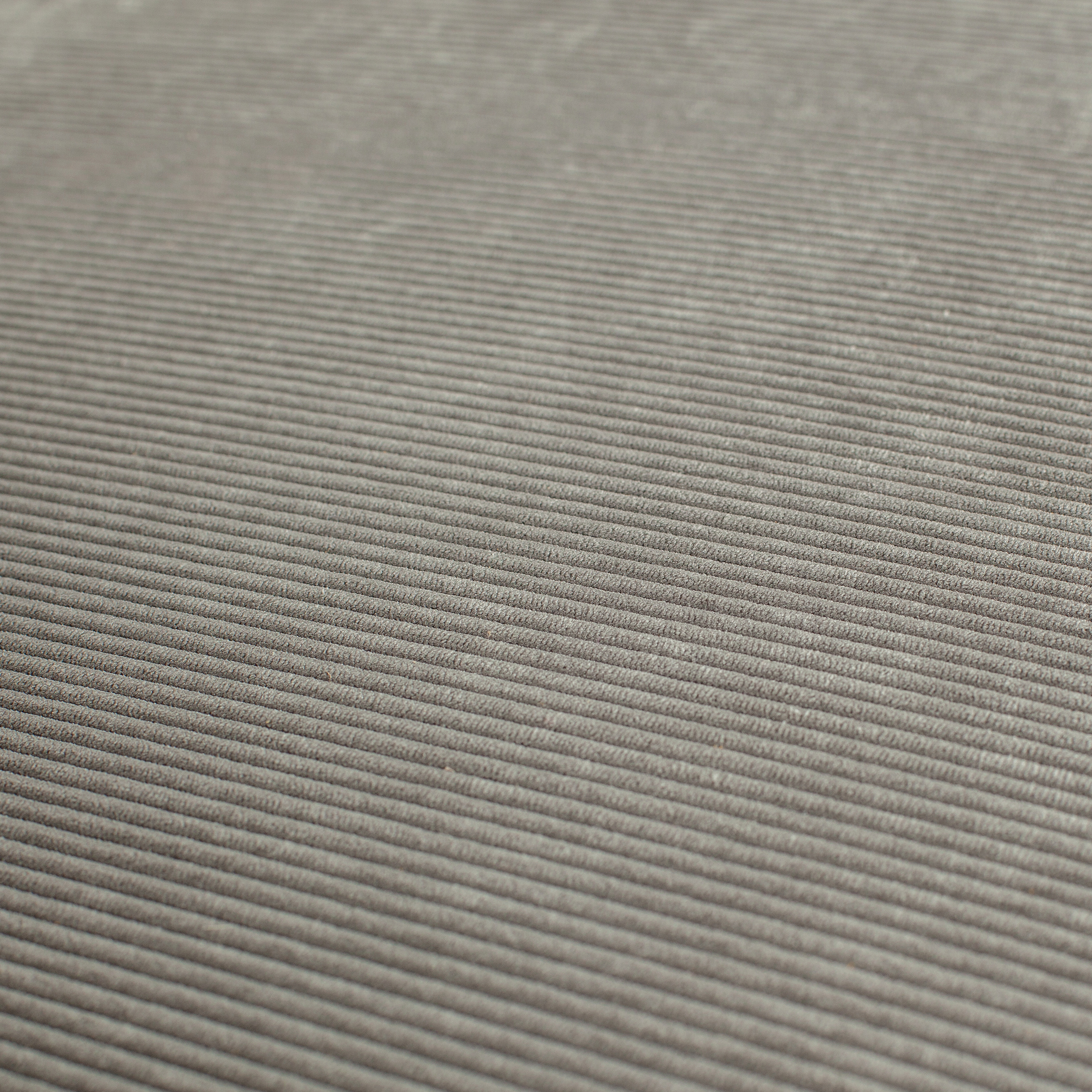 350409-G-340460-V-01_VS_KWO_Indy_3-zits_bank_ribstof_vergrijsd_groen_detail.jpg?auto=webp&format=png&width=1500&height=1500