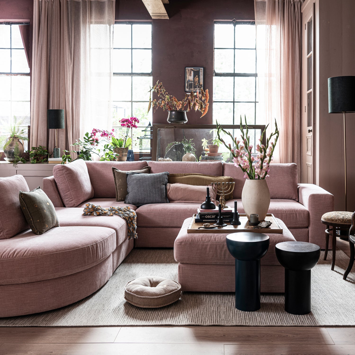 400455-R-400458-R-400457-R-400454-R-400453-R-400439-N-01-SF_VT_Family_bank_roze_VIERKANT.jpg?auto=webp&format=png&width=1500&height=1500