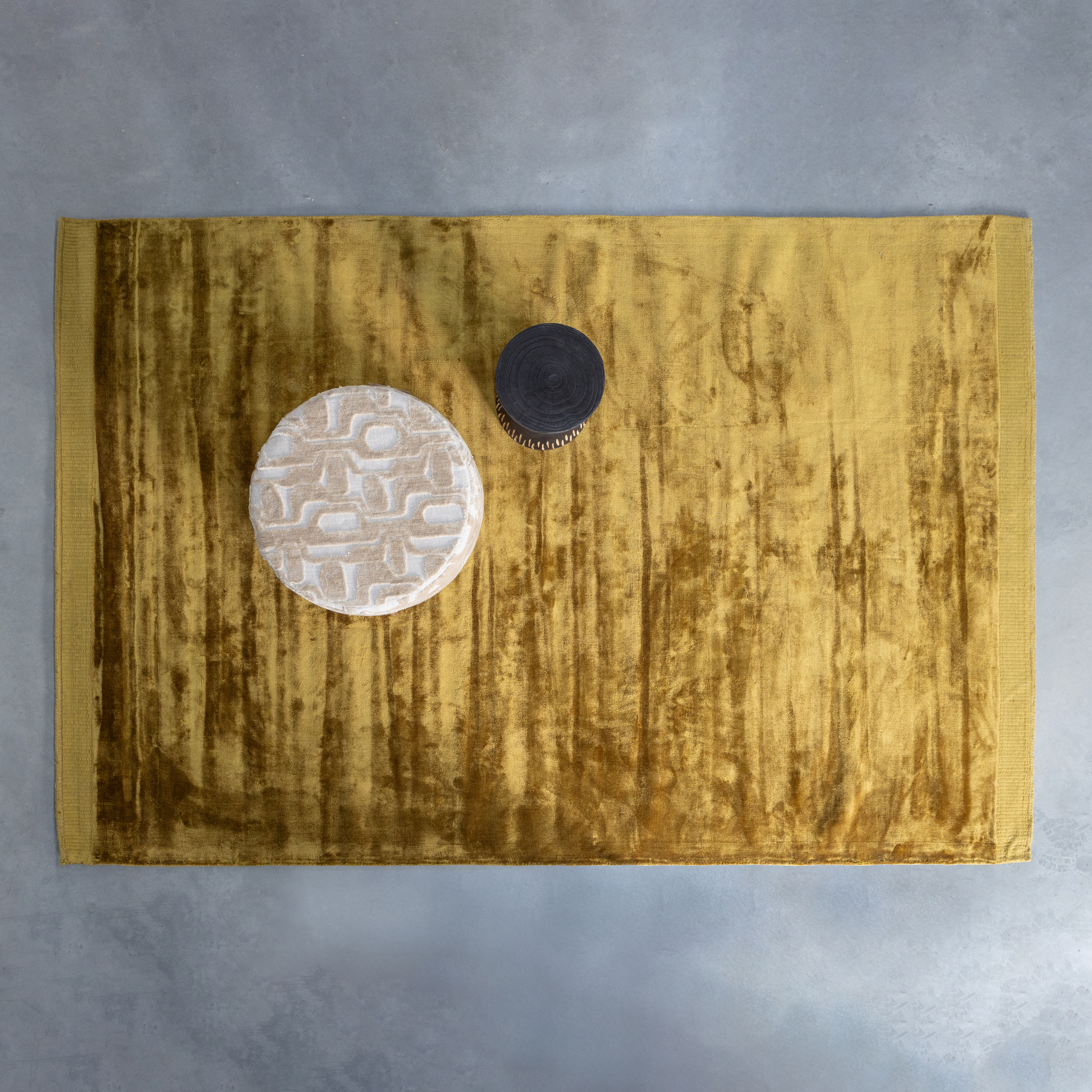 377509-H-02_SF_FA_Tammo_vloerkleed_honinggeel.jpg?auto=webp&format=png&width=1500&height=1500