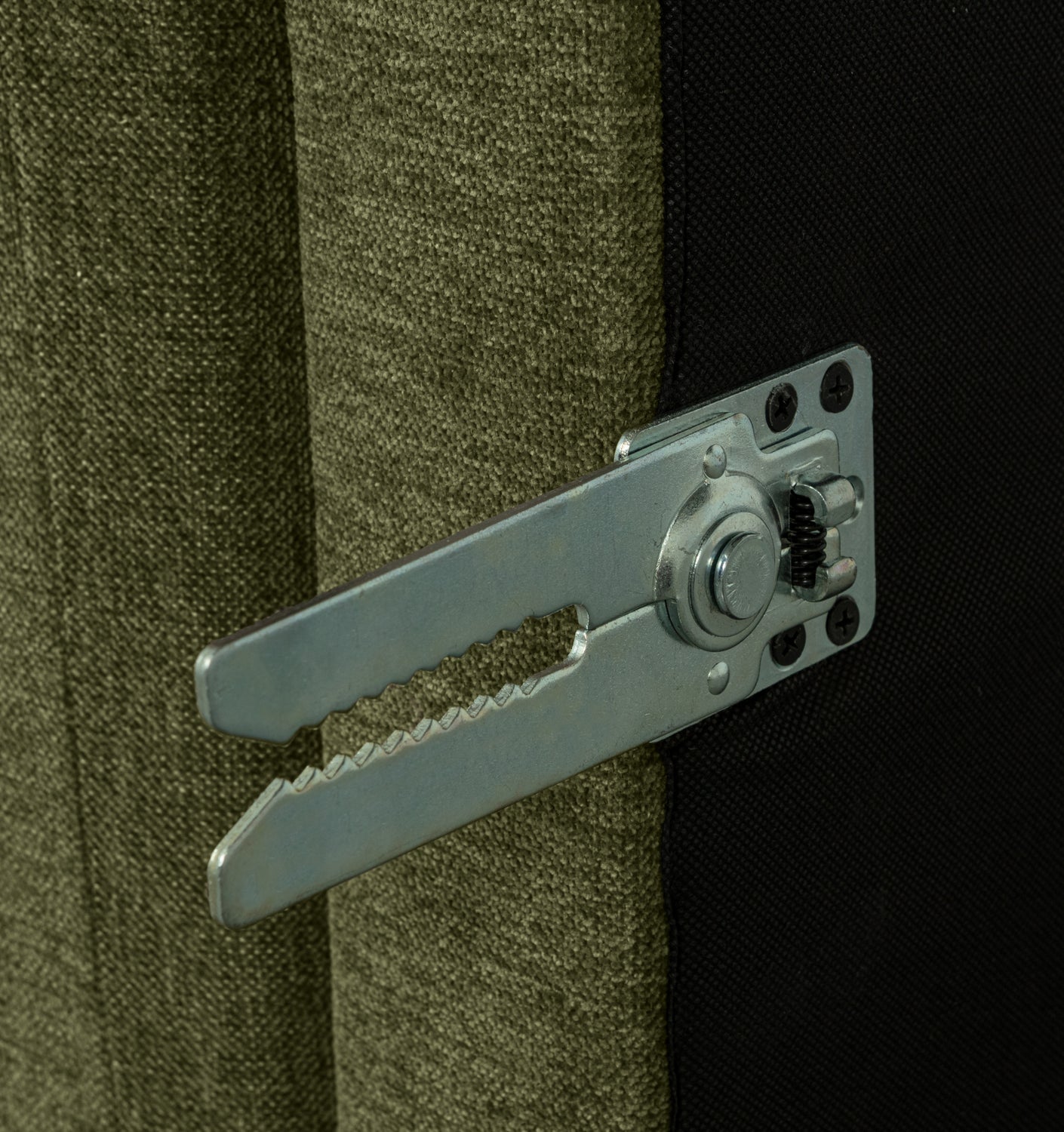 400484-400485-400486-400487-400489-400490-G-03_VS_VT_Couple_warm_groen_detail_PS.jpg?auto=webp&format=png&height=1500