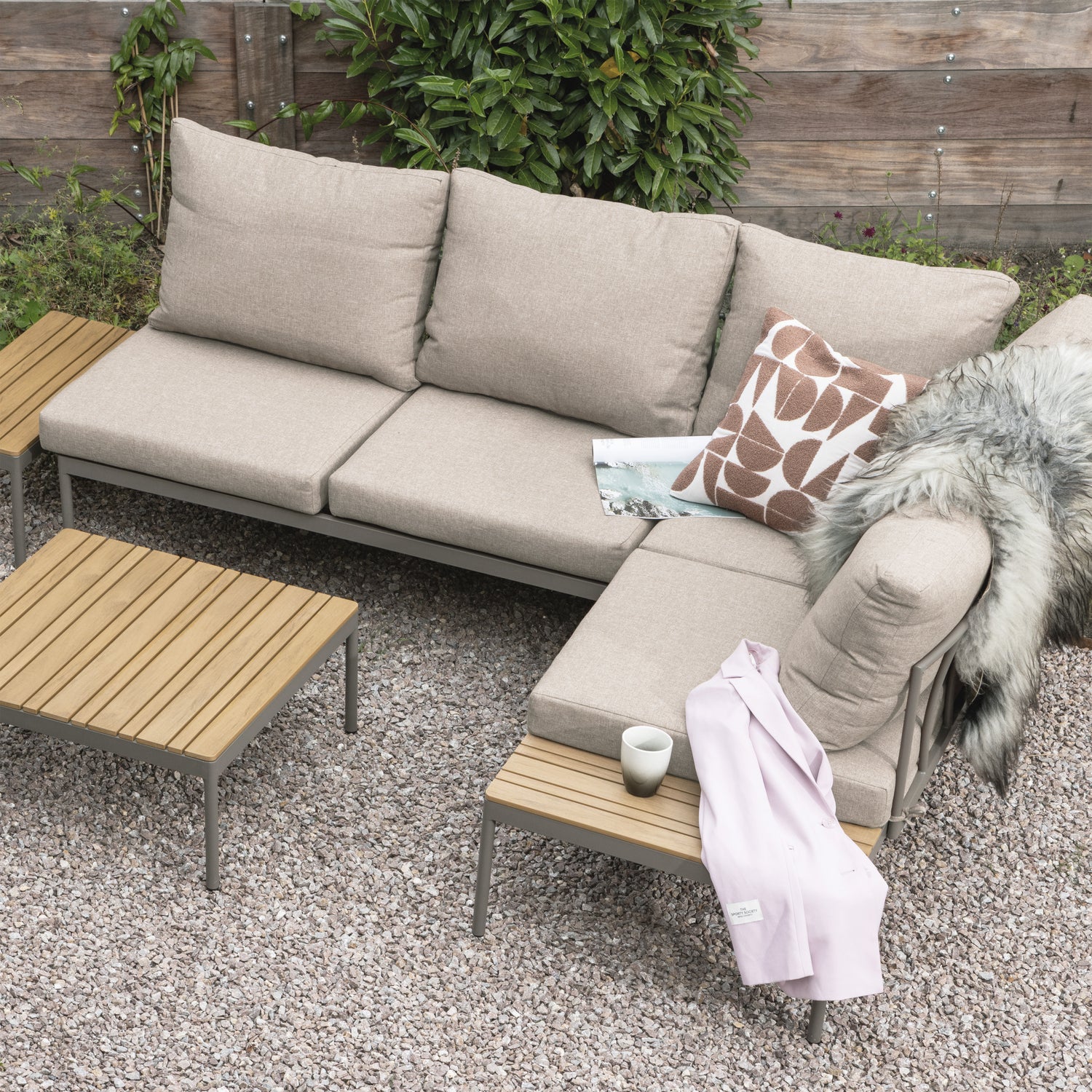 377712-B_01_SF_WO_Zaro_tuin_modulaire_loungeset_metaal_polywood_beige_vierkant.jpg?auto=webp&format=png&width=1500&height=1500