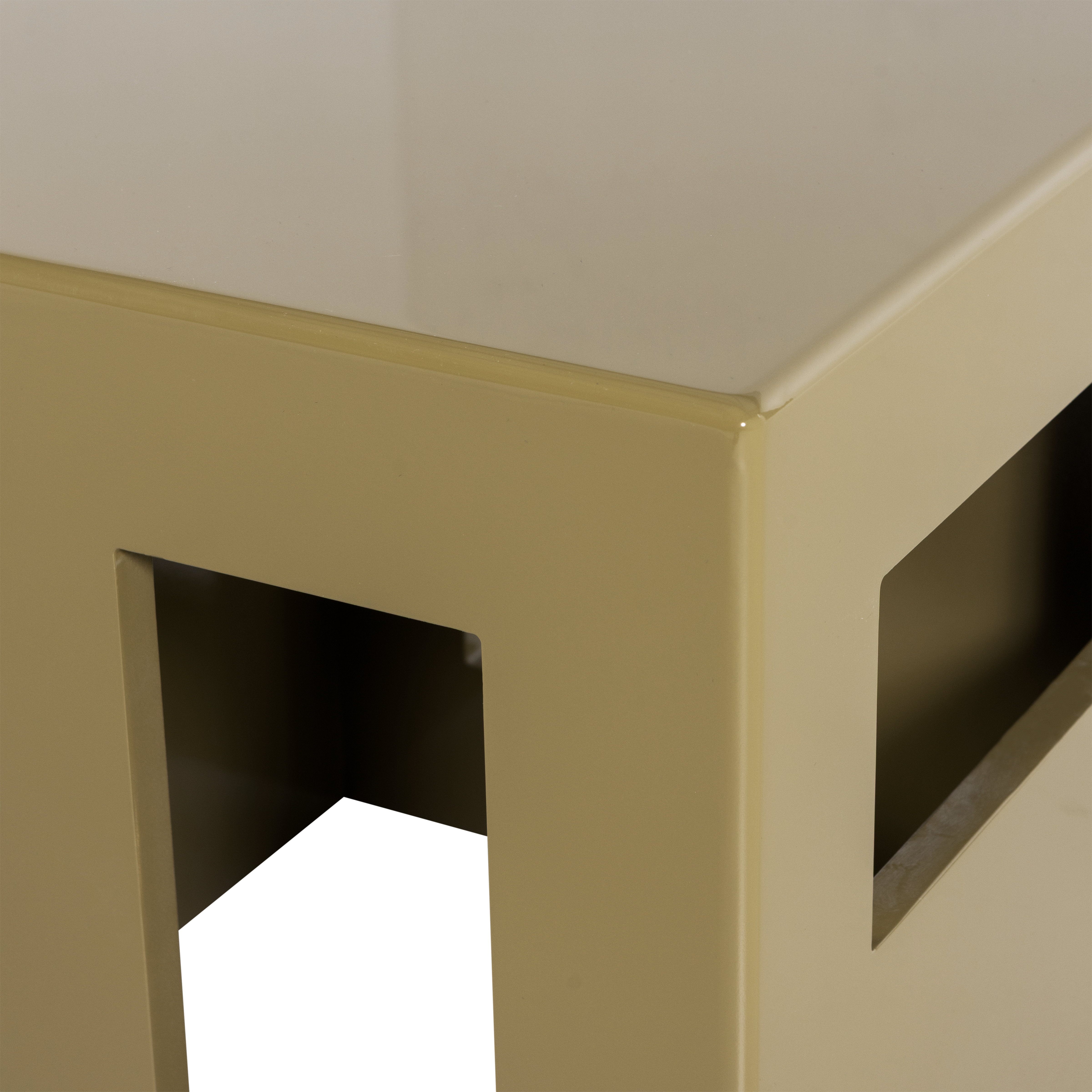 400554-H_02_VS_VT_Modern_bijzettafel_MDF_hout_hoogglans_honinggeel_C2.png?auto=webp&format=png&width=1500&height=1500