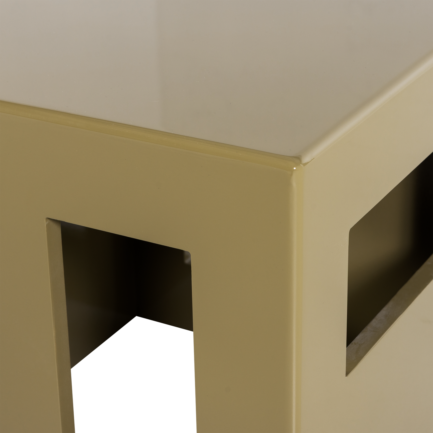 400554-H_02_VS_VT_Modern_bijzettafel_MDF_hout_hoogglans_honinggeel_C2.png?auto=webp&format=png&width=1500&height=1500