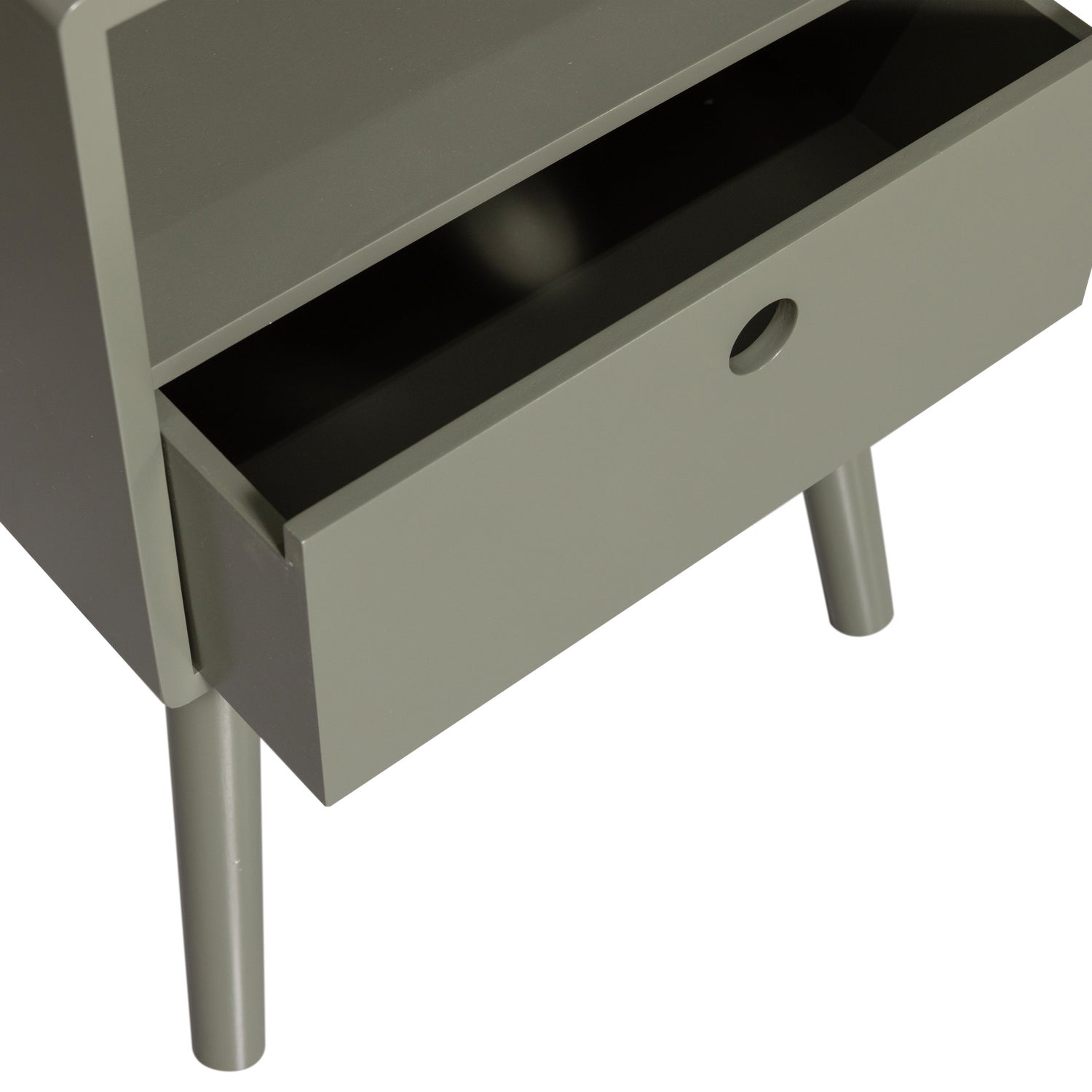 374004-W-01_VS_FA_Ozzy_nachtkastje_hout_warmgroen_detail.png?auto=webp&format=png&width=1500&height=1500