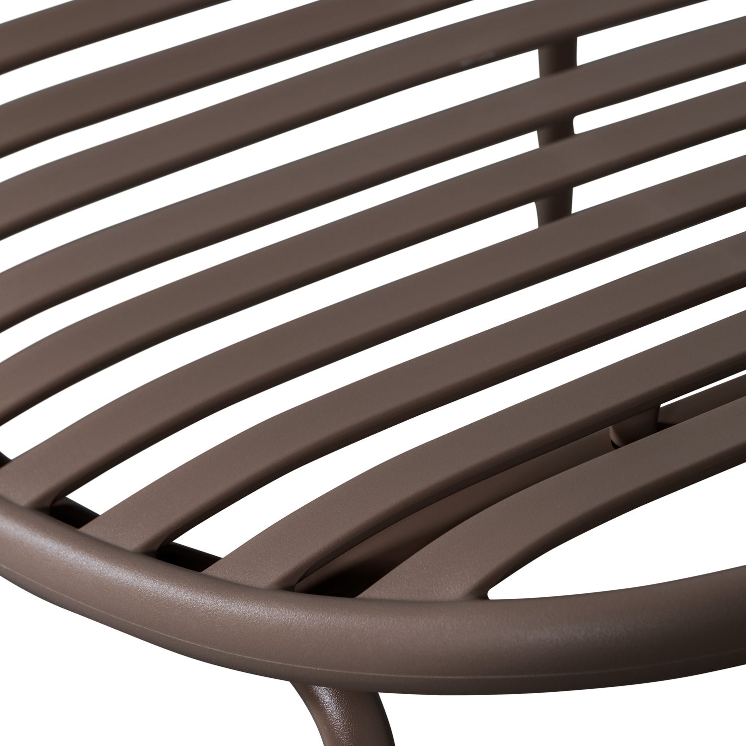 377441-P-01_VS_FA_WO_Bruce_tuin_fauteuil__hocker_ppmetaal_paarsbruin_C1.png?auto=webp&format=png&width=1500&height=1500