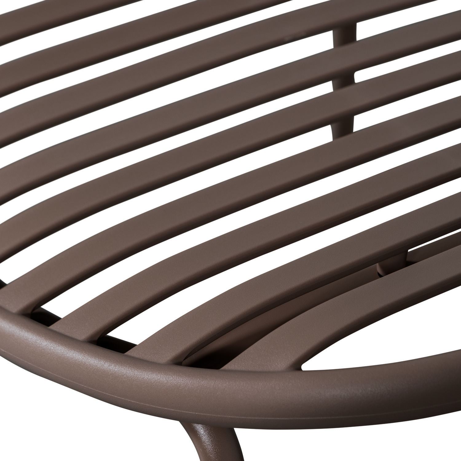 377441-P-01_VS_FA_WO_Bruce_tuin_fauteuil__hocker_ppmetaal_paarsbruin_C1.png?auto=webp&format=png&width=1500&height=1500