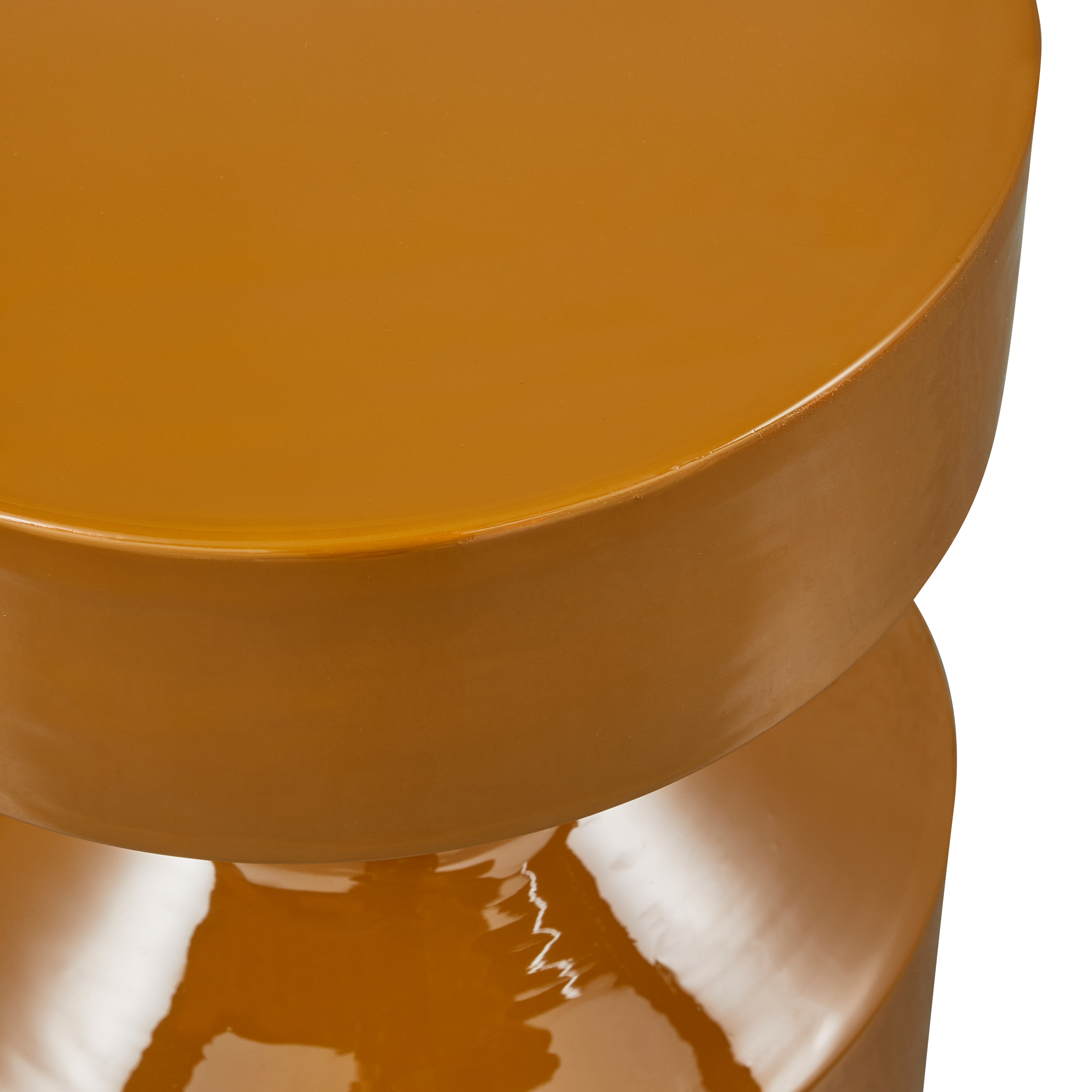 374051-H-01_VS_WE_Ferry_bijzettafel_metaal_honing_geel_detail.png?auto=webp&format=png&width=1500&height=1500