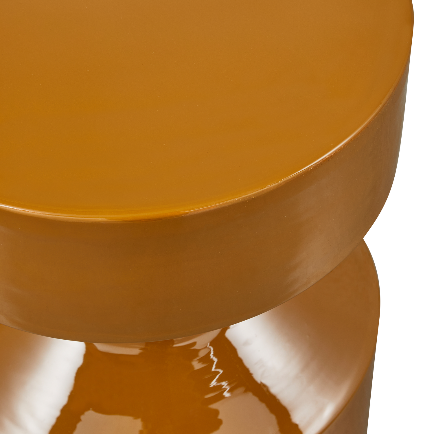 374051-H-01_VS_WE_Ferry_bijzettafel_metaal_honing_geel_detail.png?auto=webp&format=png&width=1500&height=1500