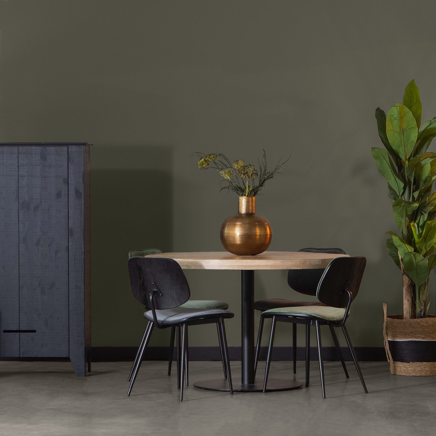 373306-G-373306-A-375907-02_SF_FA_Tablo_ronde_poot_Jackie_eetkamerstoel_Mango_tafelblad_rond_PS.jpg?auto=webp&format=png&width=1500&height=1500