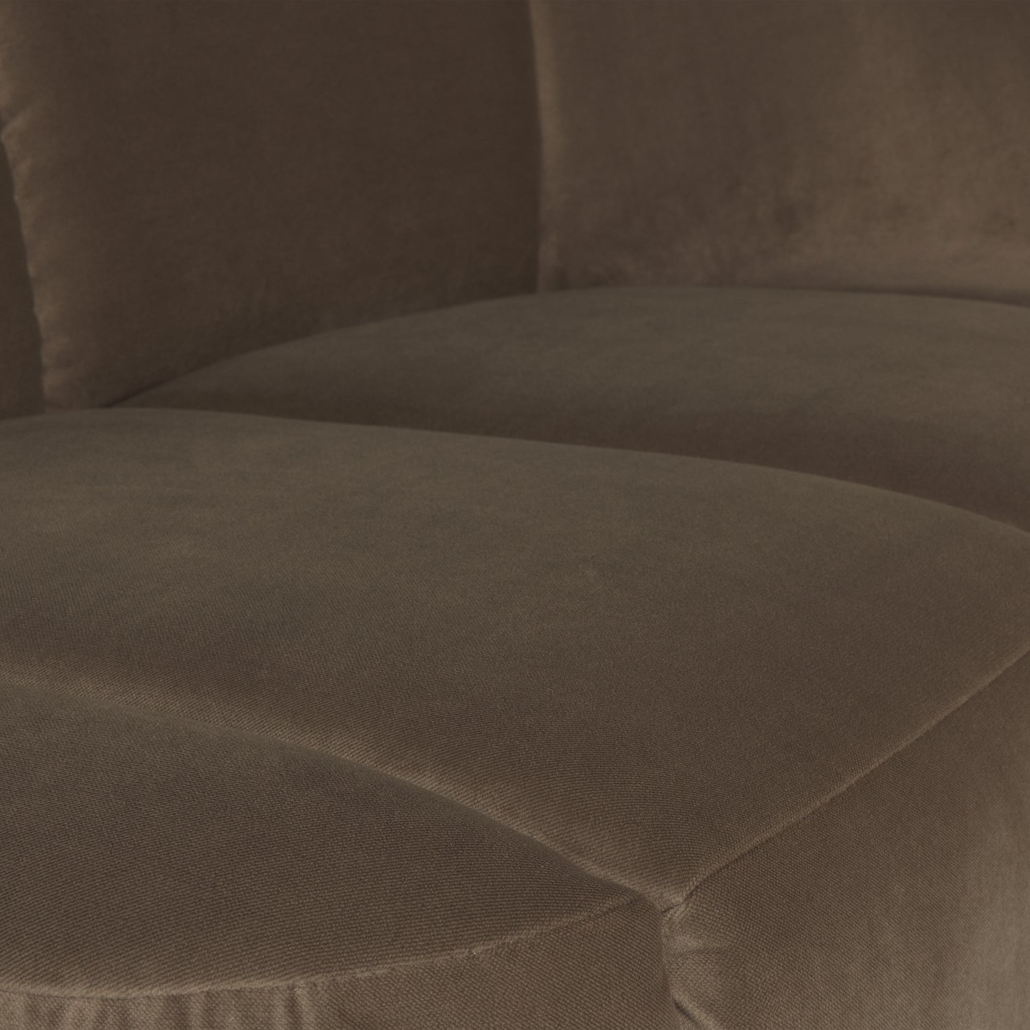 378518-VT_06_VS_WP_Mojo_2_zits_bankje_rechts_velvet_taupe_C2.png?auto=webp&format=png&width=1500&height=1500