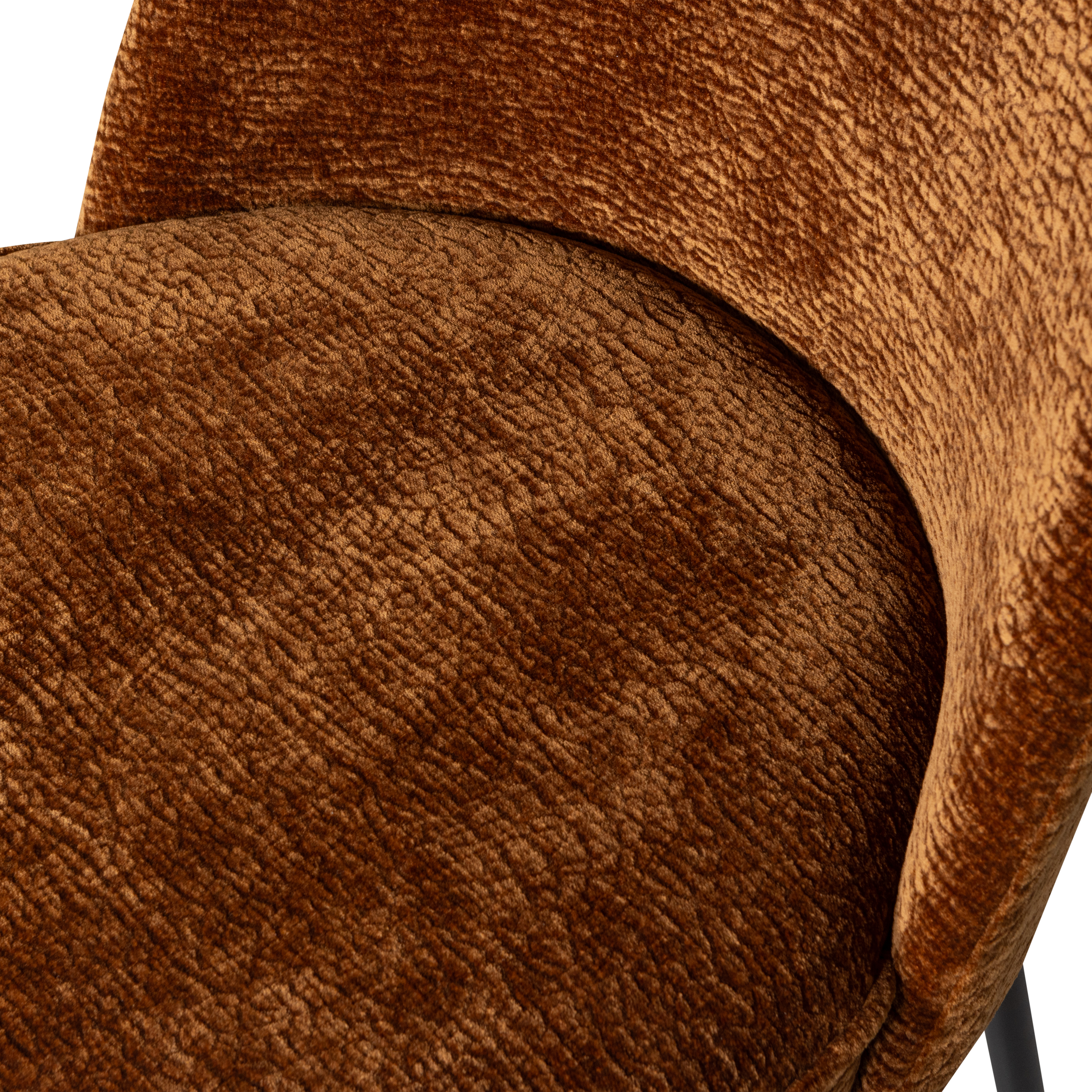 800816-MB-01_VS_BP_Vogue_eetkamerstoel_3D_chenille_midden_bruin_detail.png?auto=webp&format=png&width=1500&height=1500