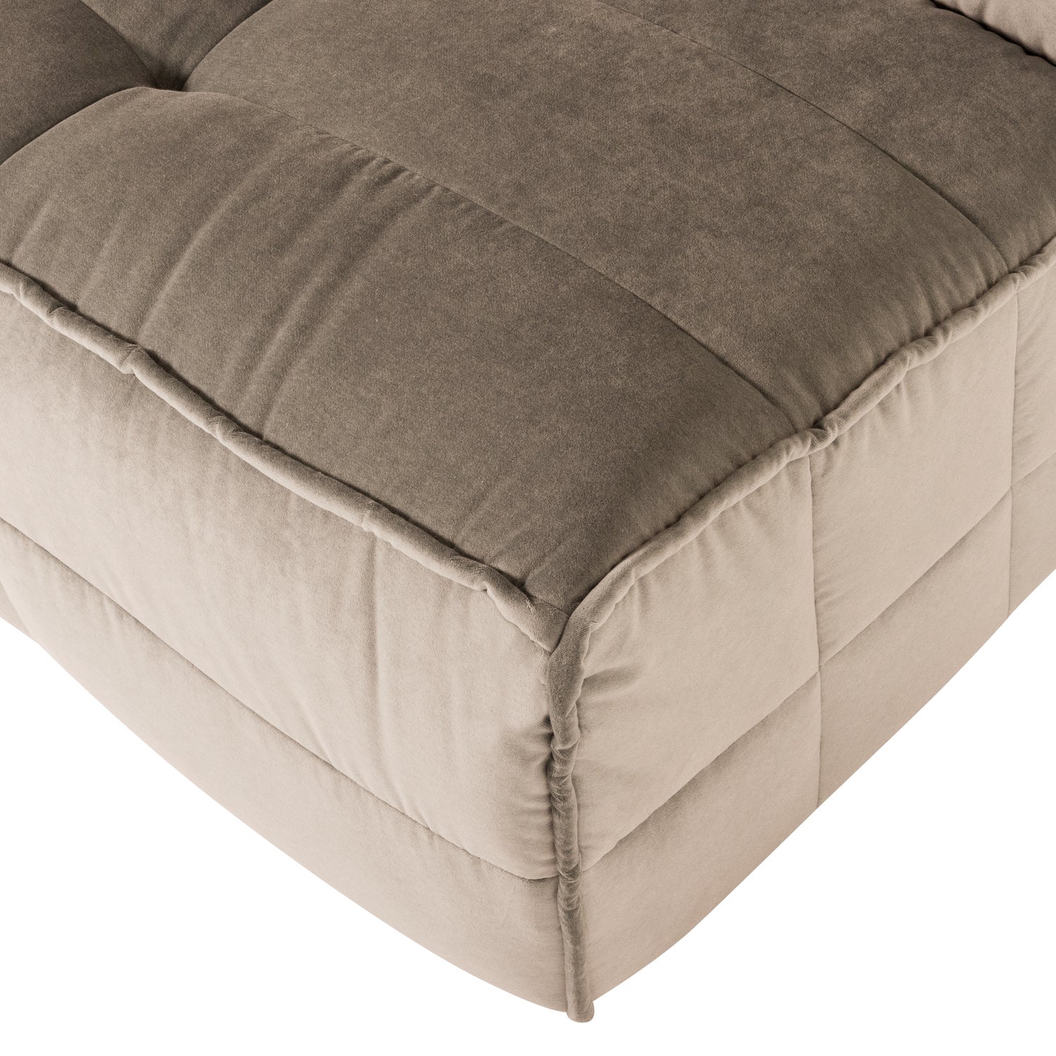 400558-WT_06_VS_VT_Cluster_1-zits_element_velvet_warm_taupe_C2.png?auto=webp&format=png&width=1500&height=1500