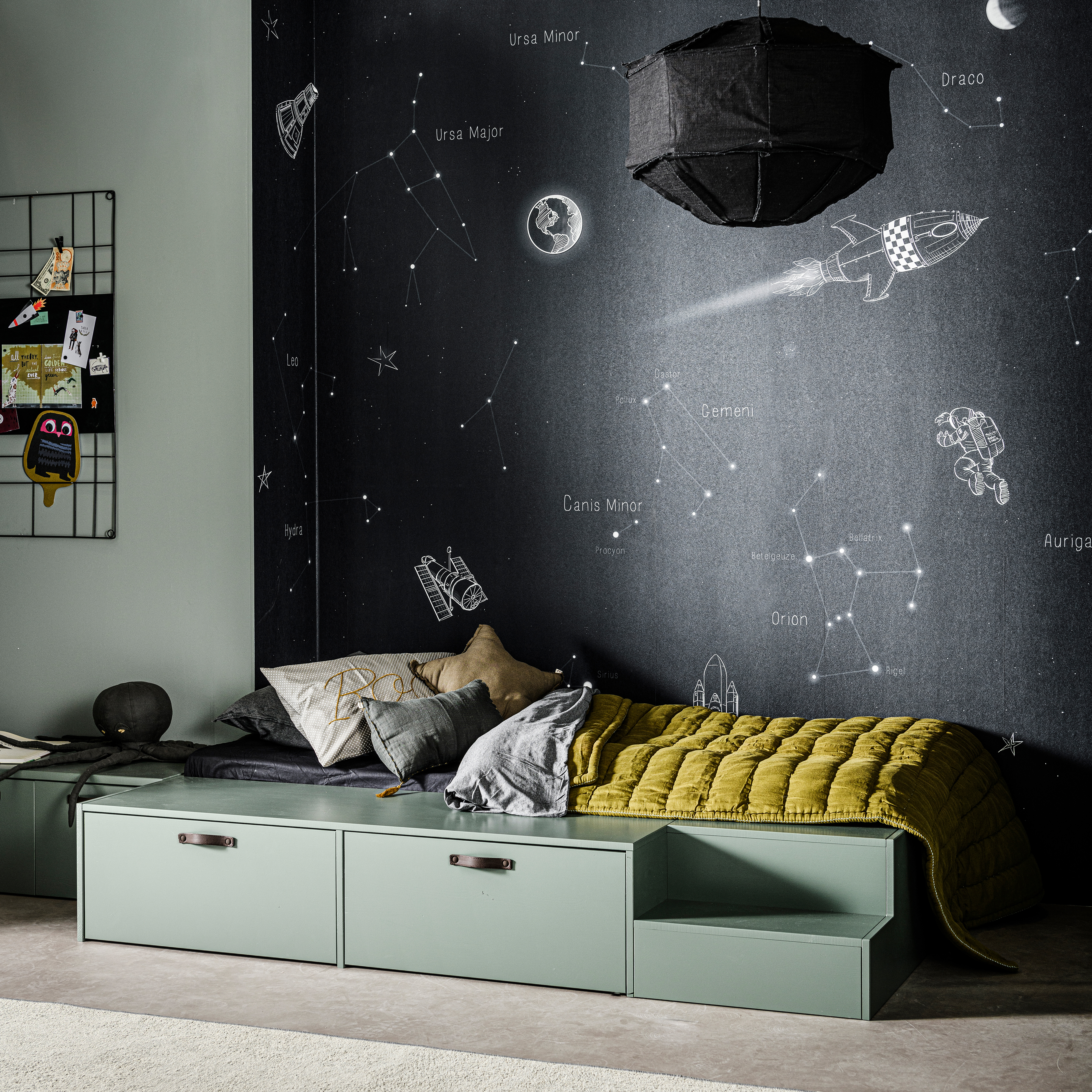 377037-S-01_SF_VT_Stage_bed___lades_grenen_soap_90x200cm_VIERKANT.jpg?auto=webp&format=png&width=1500&height=1500