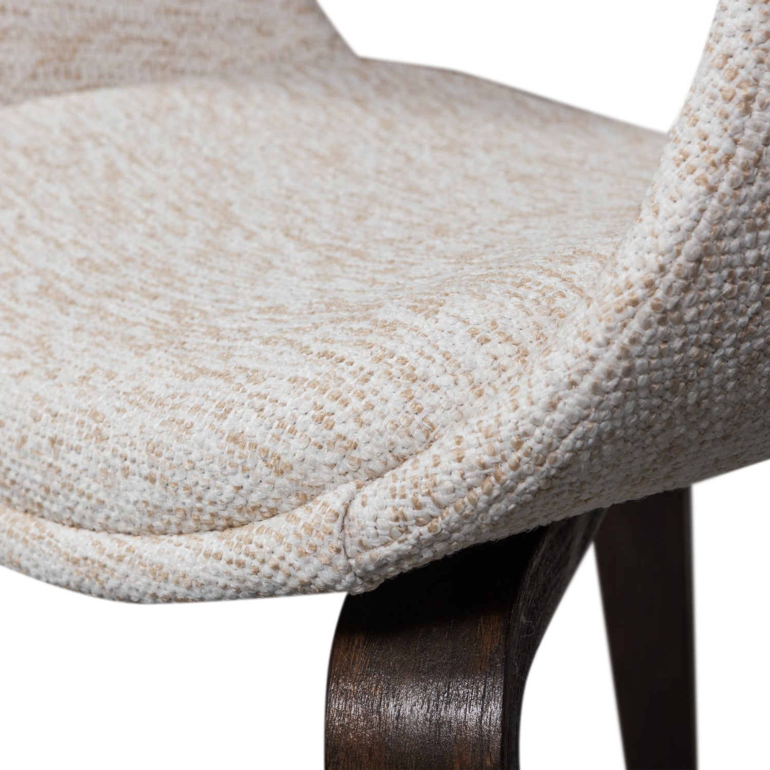 377505-ND-01_VS_ES_Yossi_eetkamerstoel_naturel_met_houten_poot_donkerbruin_detail.png?auto=webp&format=png&width=1500&height=1500