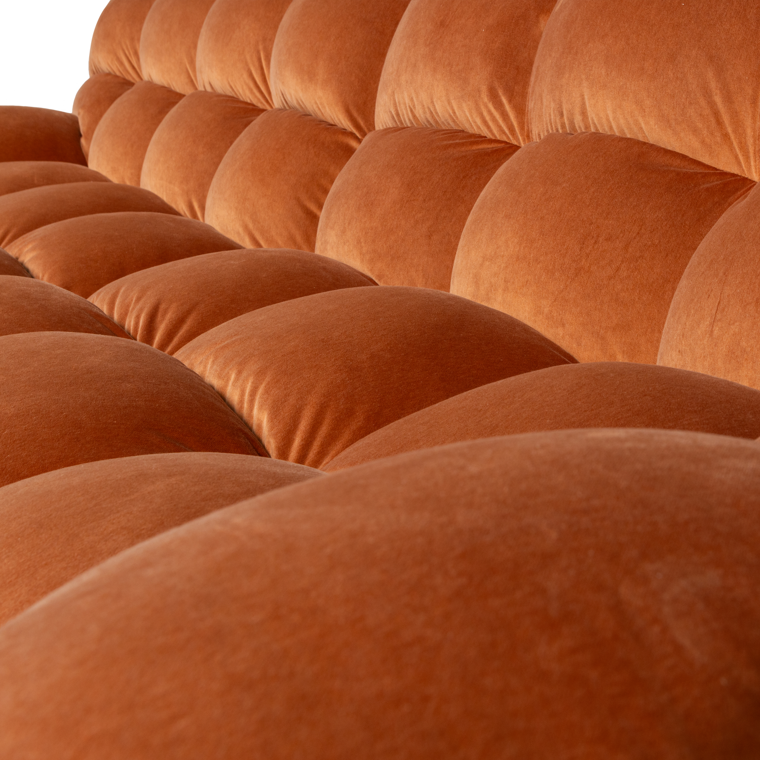 200428-FT-02_VS_BL_Allure_3_zits_bank_gewassen_fluweel_terra_detail.png?auto=webp&format=png&width=1500&height=1500