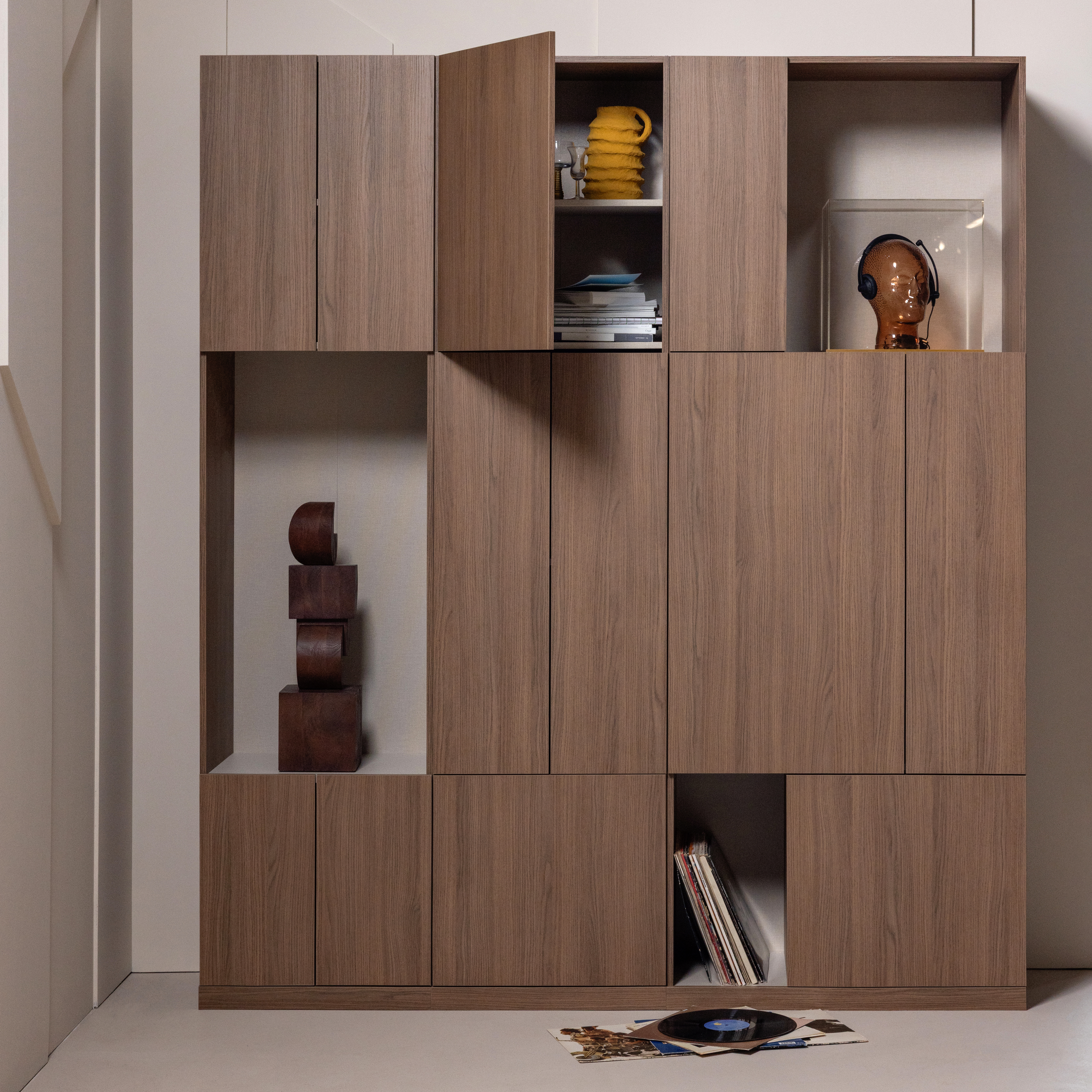378190-W__378145-W__378144-W__378143-W_01_SF_WP_Build_wandkast_combinatie_188_cm_eiken_decor_bruin_Ture_Draxa_vierkant.jpg?auto=webp&format=png&width=1500&height=1500