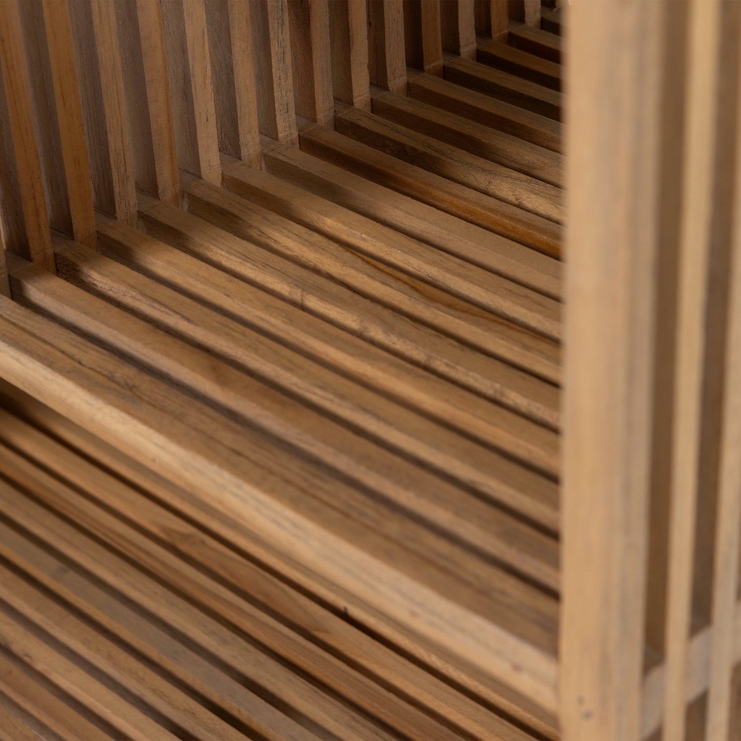 377586-B-01_VS_ES_Jasmijn_sidetable_recycled_teak_naturel_C1.png?auto=webp&format=png&width=1500&height=1500