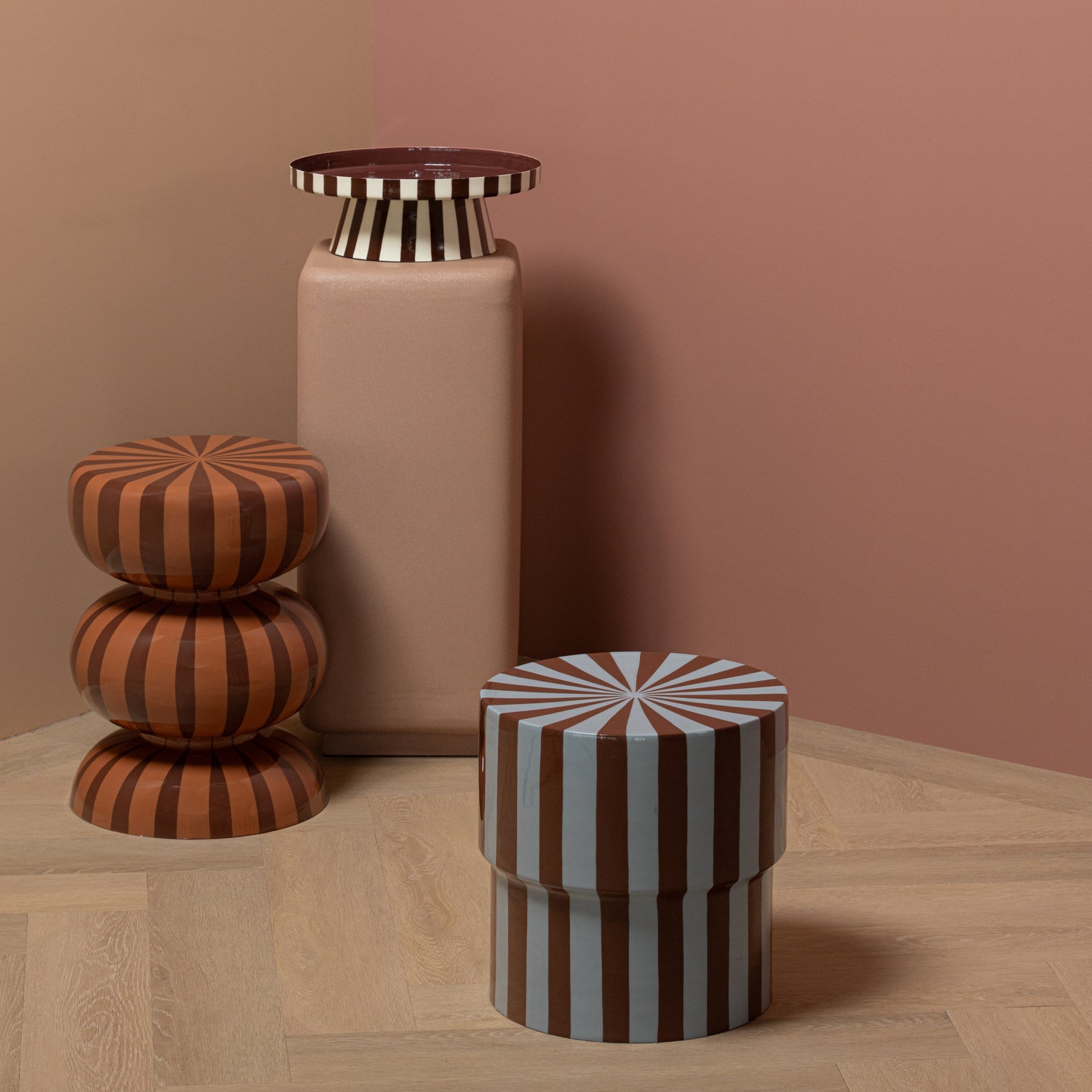 377868-R__377876-B__377871-B__377881-L_01_SF_Ravo_roze_bruin_Olia_bruin_blauw_Elda_plateau_Luen_vierkant.jpg?auto=webp&format=png&width=1500&height=1500