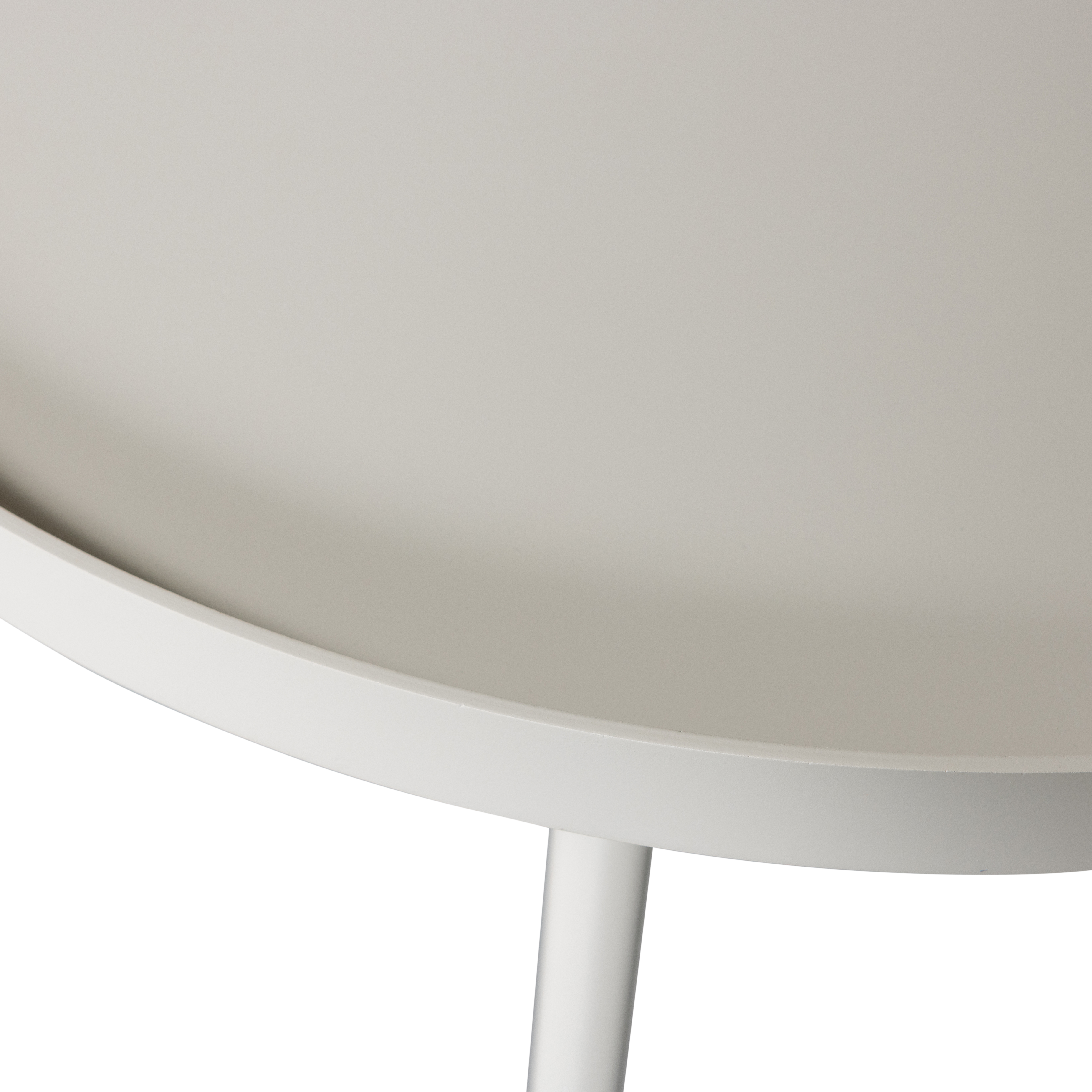 375430-AB-01_VS_FA_Mesa_bijzettafel_XL_hout_zand_39xO78cm_detail.png?auto=webp&format=png&width=1500&height=1500