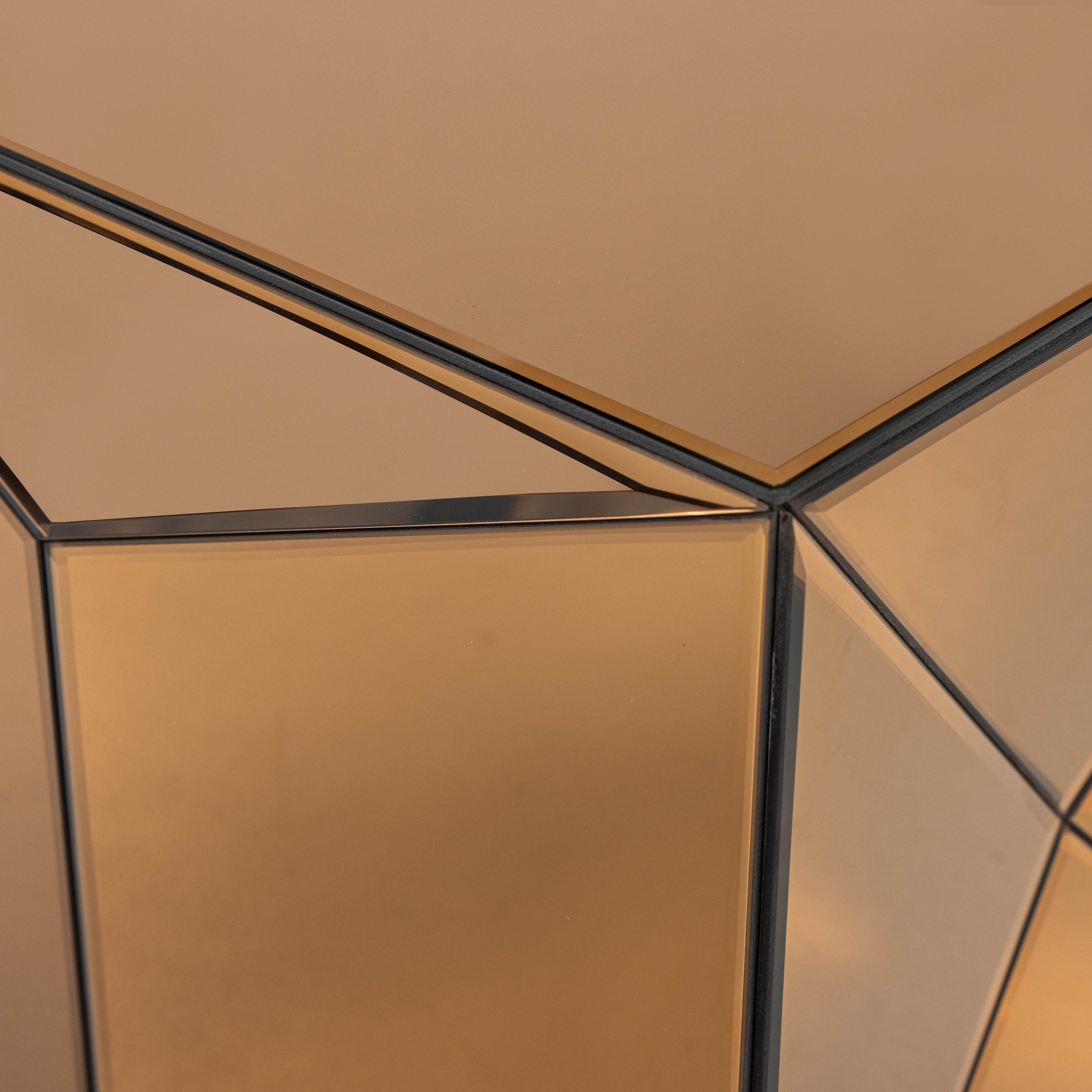 377777-B_05_VS_Glintz_bijzettafel_hout_spiegelglas_bruin_C2.png?auto=webp&format=png&width=1500&height=1500