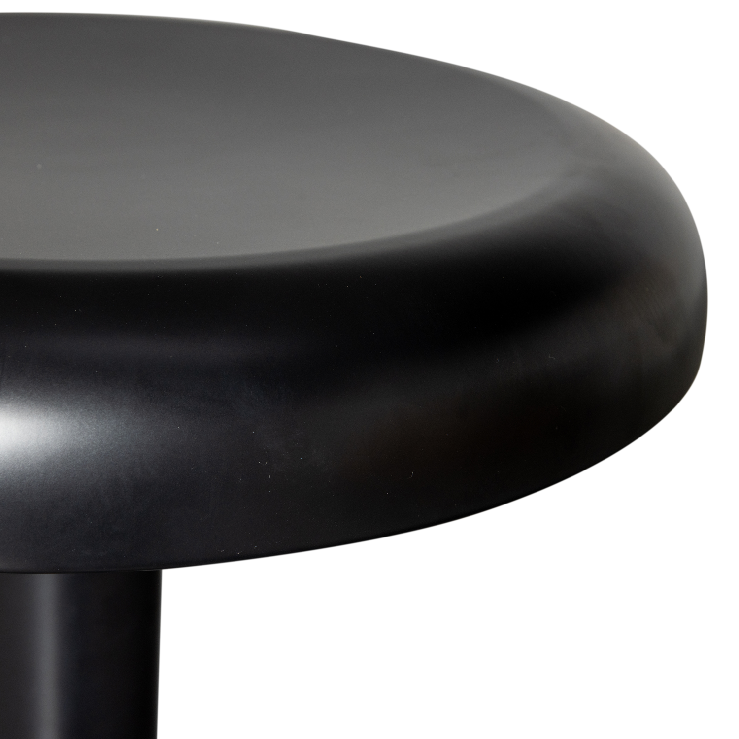 377384-Z-01_VS_FA_Isaac_barkruk_metaal_zwart_detail.png?auto=webp&format=png&width=1500&height=1500