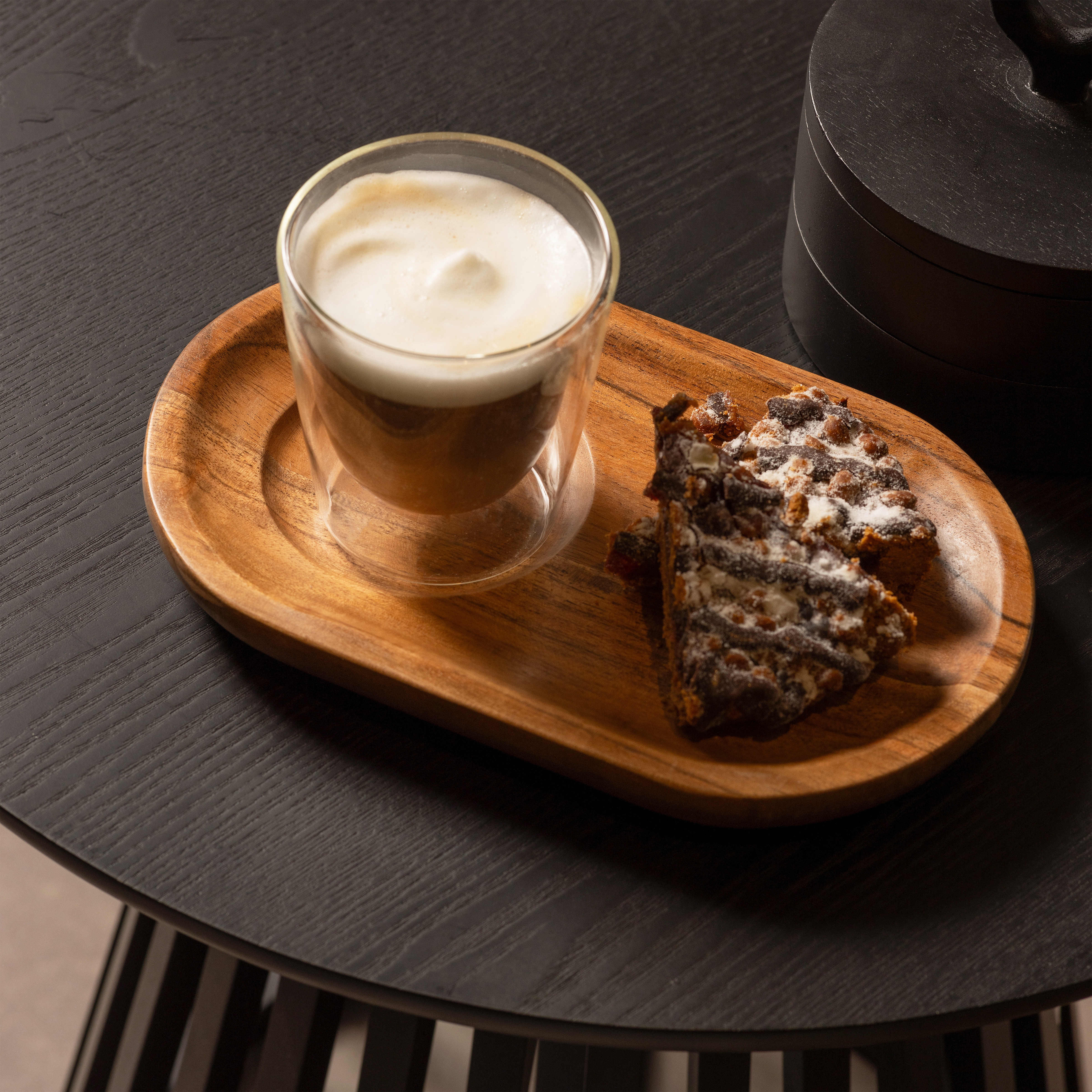 374052-N-01_SF_FA_Josje_serveer_plateau_acacia_hout_naturel_VIERKANT.jpg?auto=webp&format=png&width=1500&height=1500