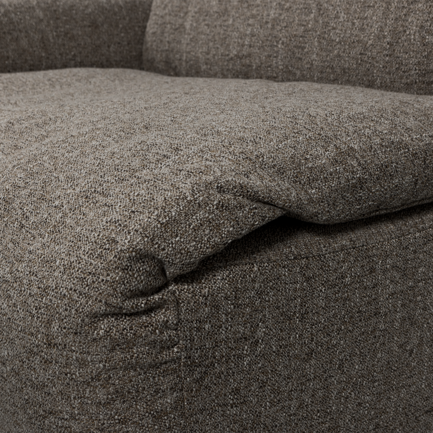 377521-WM-01_VS_WE_Baggy_1-zits_met_arm_links_geweven_stof_warmgrijs_melange_C1.png?auto=webp&format=png&width=1500&height=1500