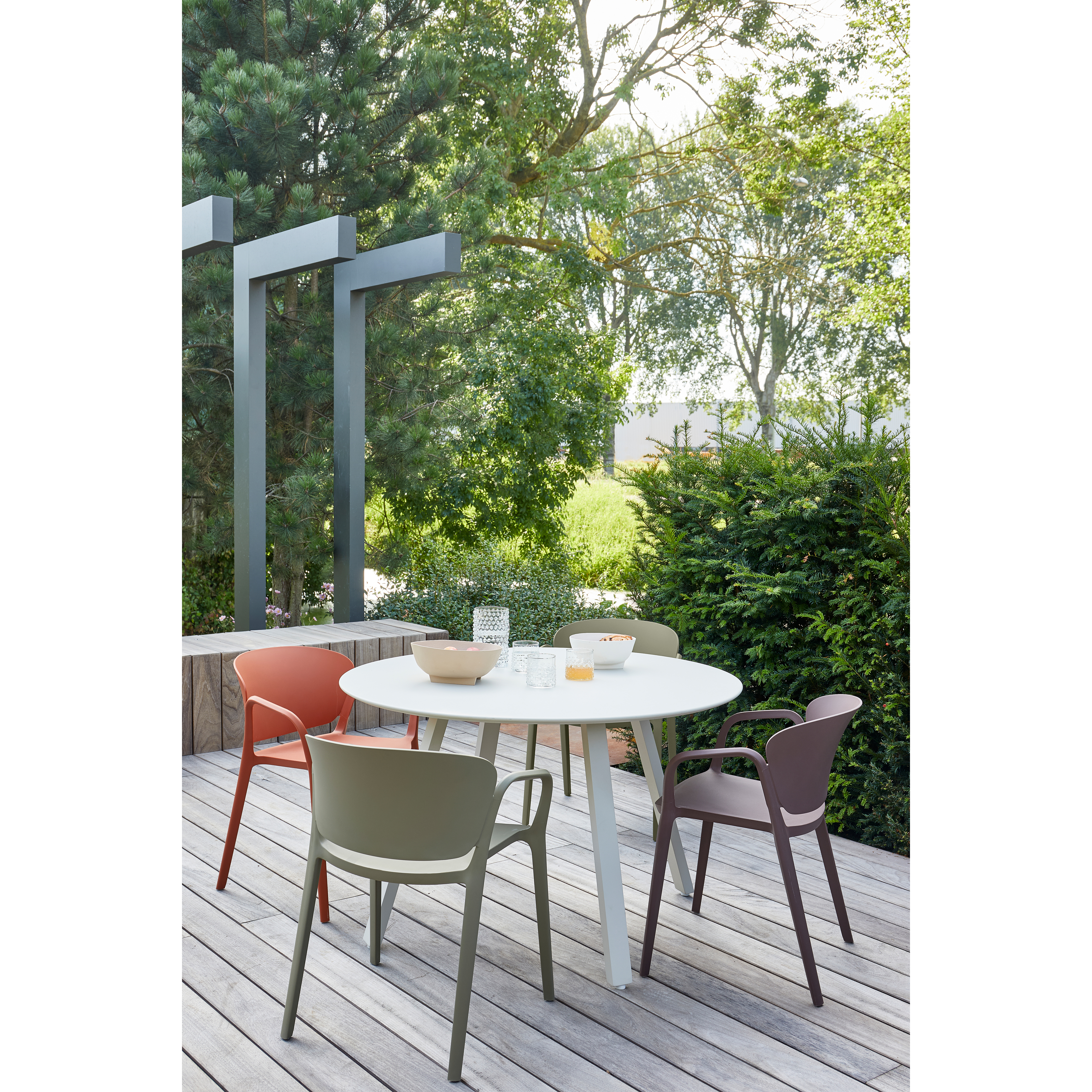 377445-M-373482-G-373482-P-373482-T-01_SF_FA_Auke_buitentafel_aluminium_mist_Bent_tuinstoel_kunststof.jpg?auto=webp&format=png&width=1500&height=1500