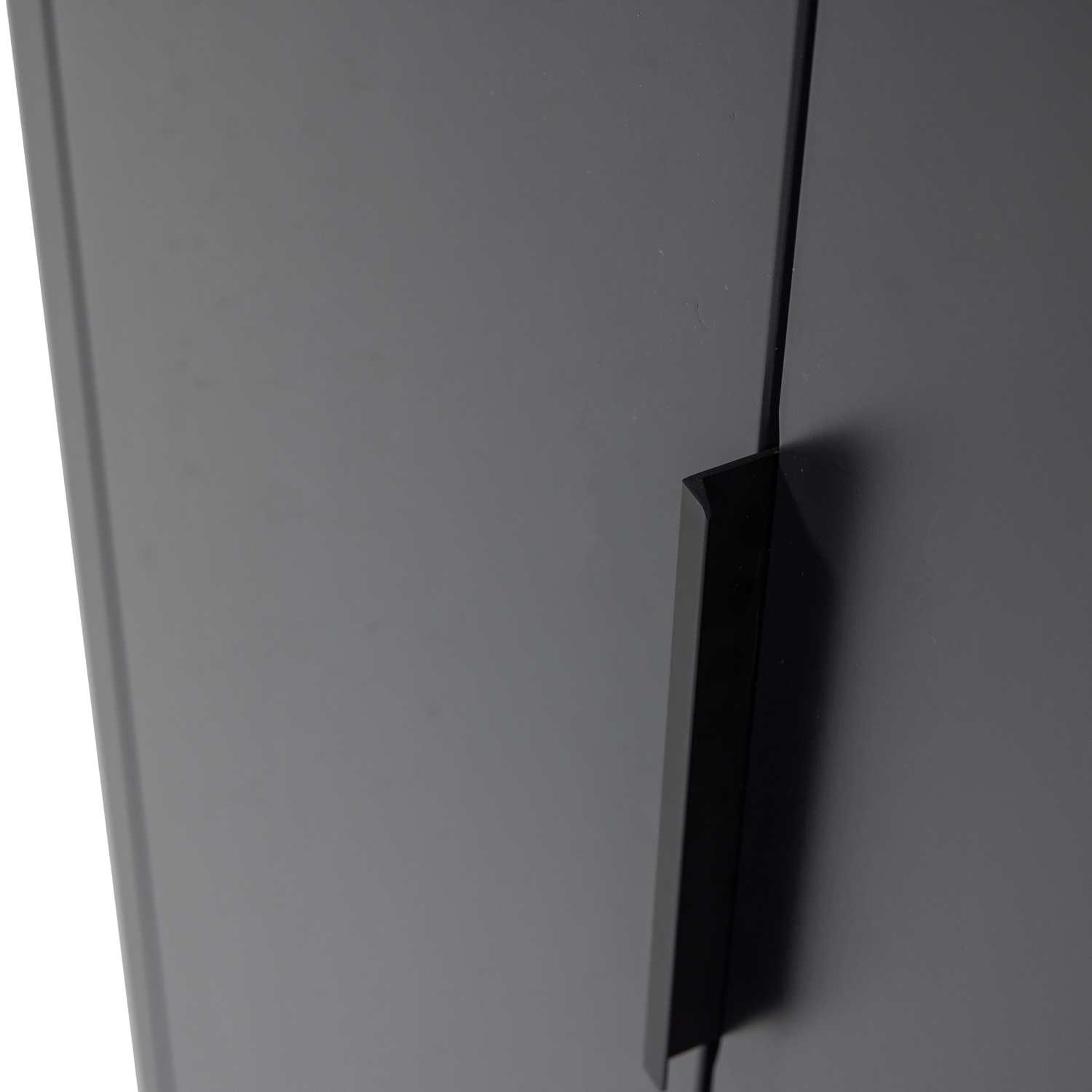 377692-MZ-02_VS_WP_Gunnar_2-deurs_kast_grenen_zwart_C2.png?auto=webp&format=png&width=1500&height=1500