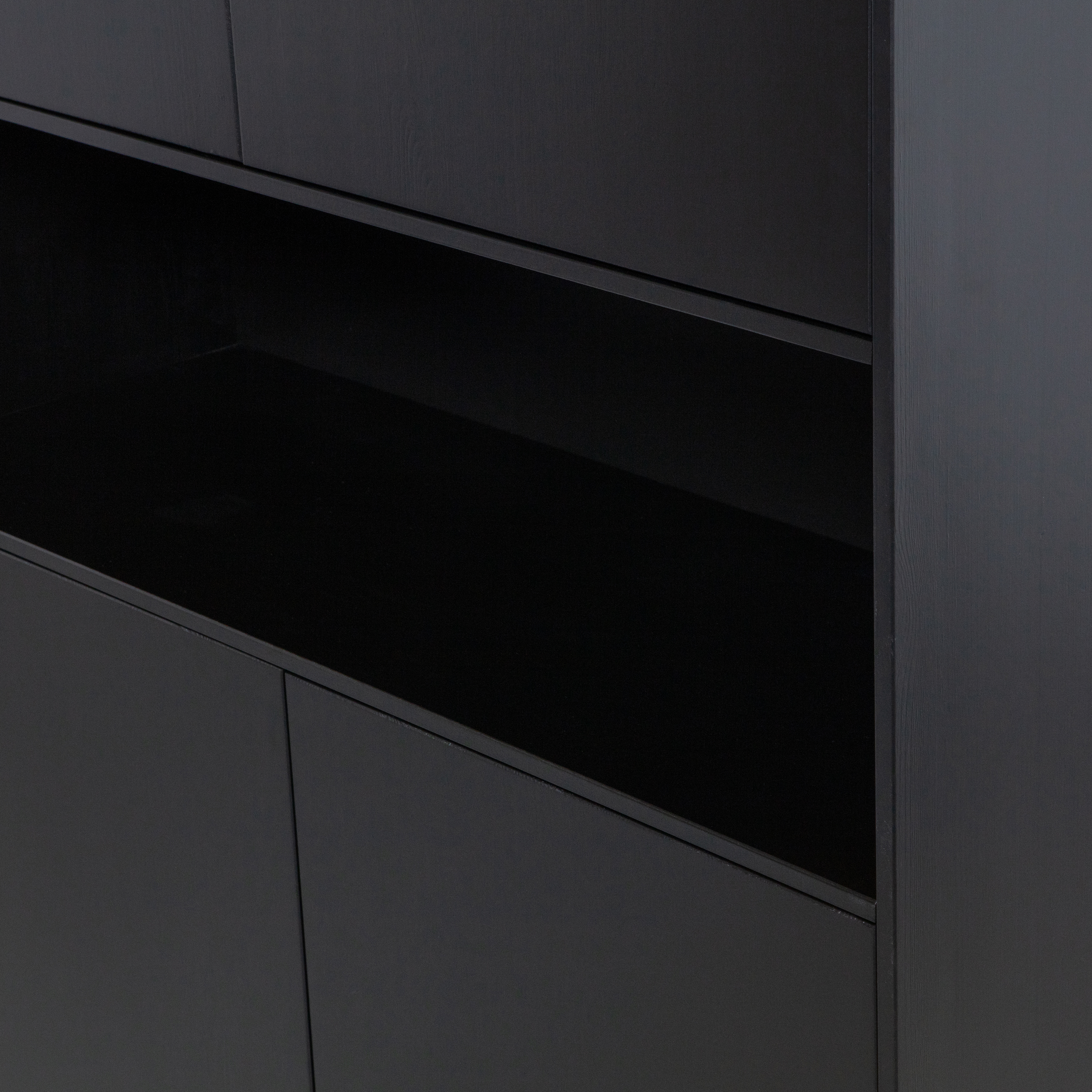 373466-Z-01_VS_WE_Finca_opbergkast_110cm_grenen_diep_zwart_detail.jpg?auto=webp&format=png&width=1500&height=1500