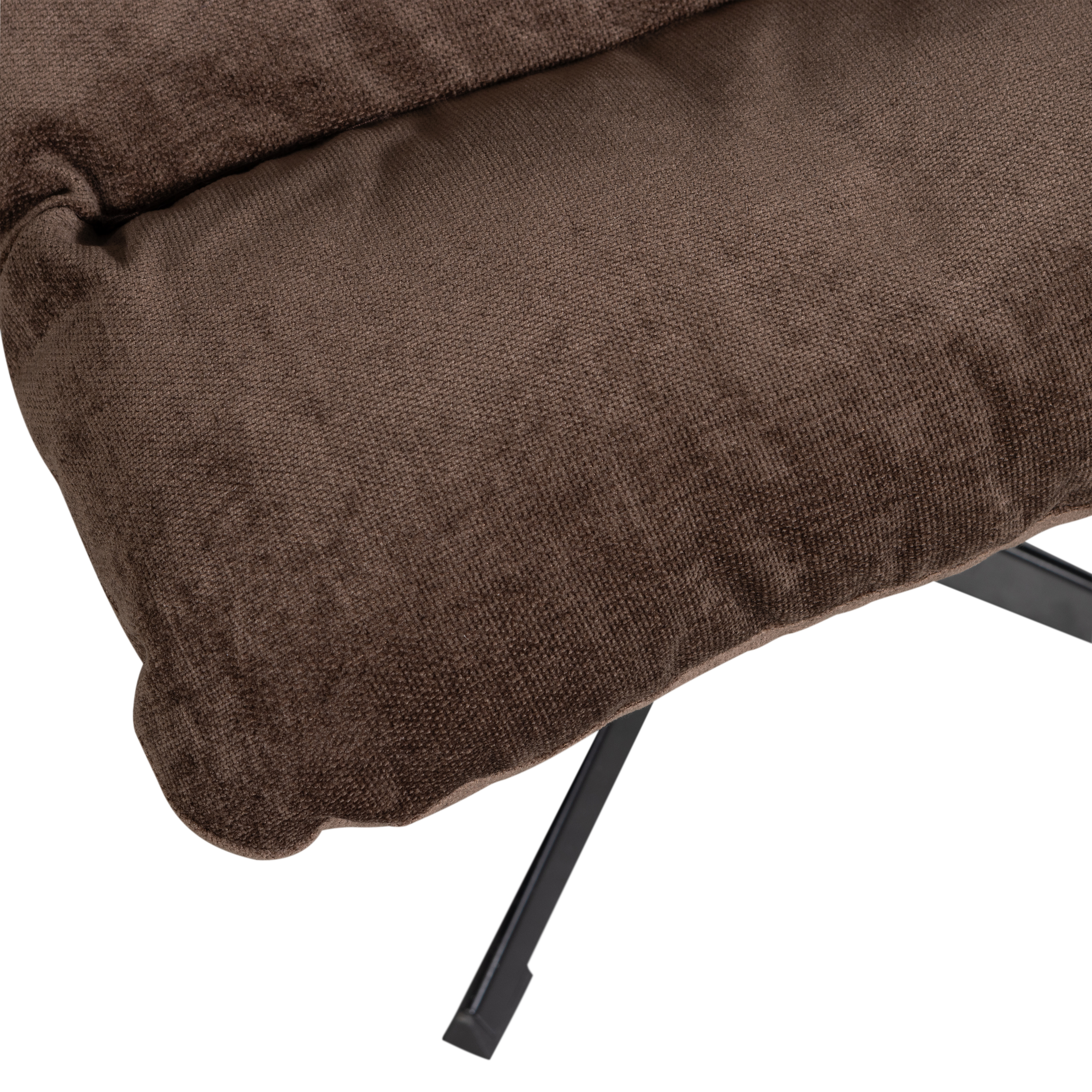 374084-E-02_VS_WE_Yaro_fauteuil_met_hocker_espresso_detail.png?auto=webp&format=png&width=1500&height=1500