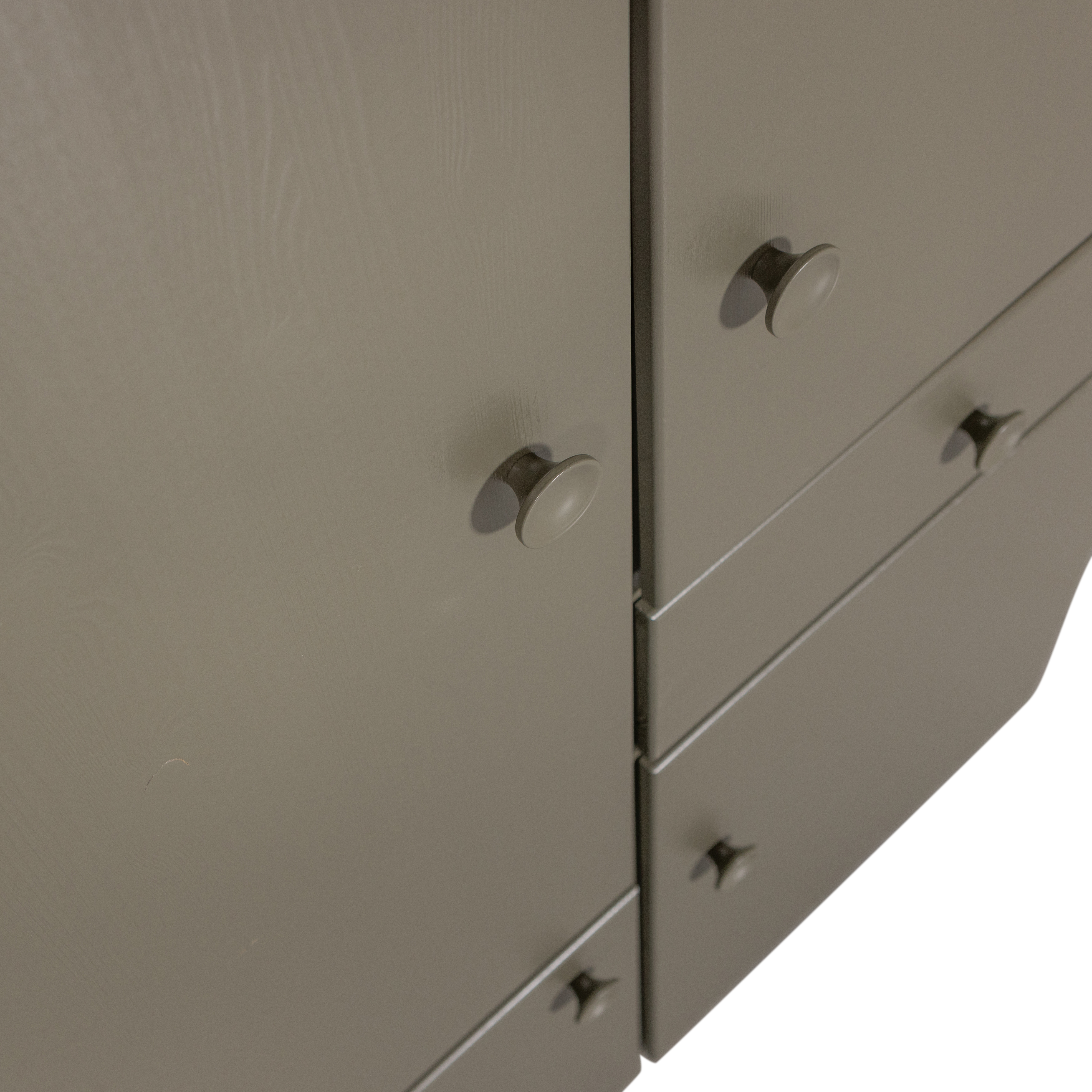 375186-FR-01_VS_WE_Alfie_kledingkast_smal_107cm_grenen_forest_detail.png?auto=webp&format=png&width=1500&height=1500