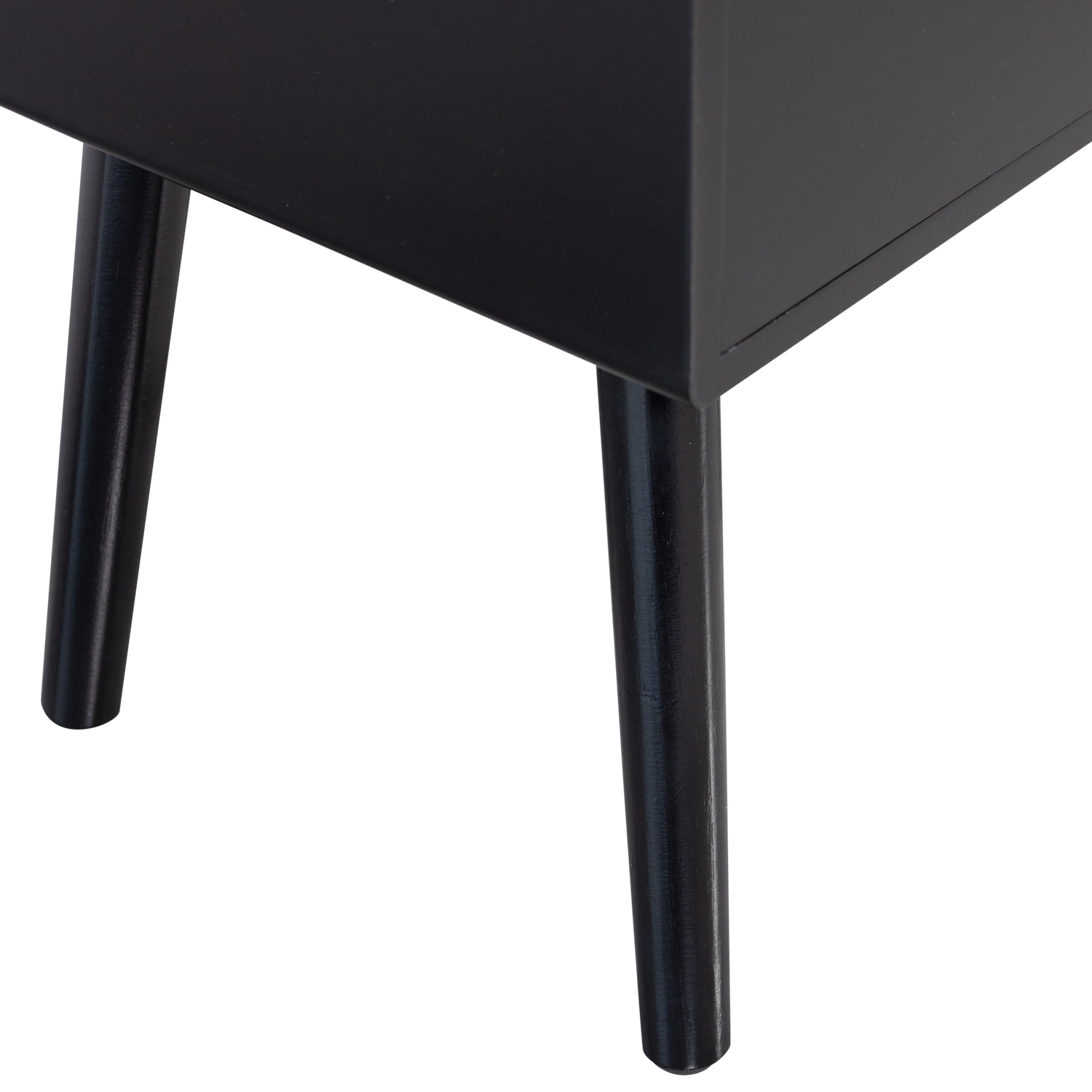 374004-Z-01_VS_FA_Ozzy_nachtkastje_hout_zwart_detail.png?auto=webp&format=png&width=1500&height=1500