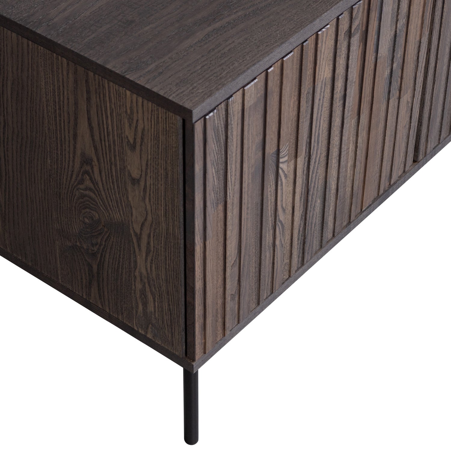 373473-E-01_VS_WE_New_gravure_tv_meubel_150cm_essen_fineer_espresso_detail.png?auto=webp&format=png&width=1500&height=1500