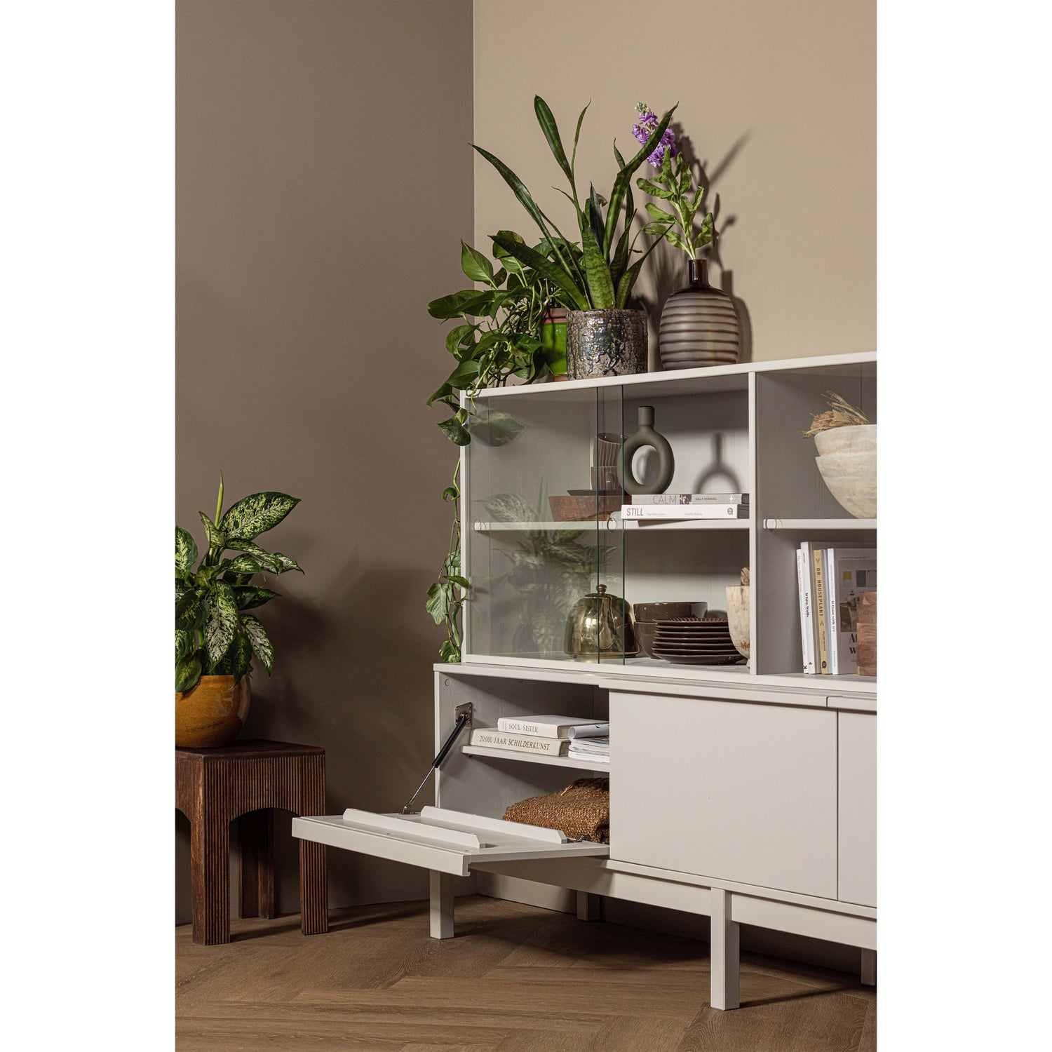 200410-M-200411-M-200400-W-03_SF_BL_Klink_tv_meubel_opzetkast_Vlas_bijzettafel.jpg?auto=webp&format=png&width=1500&height=1500