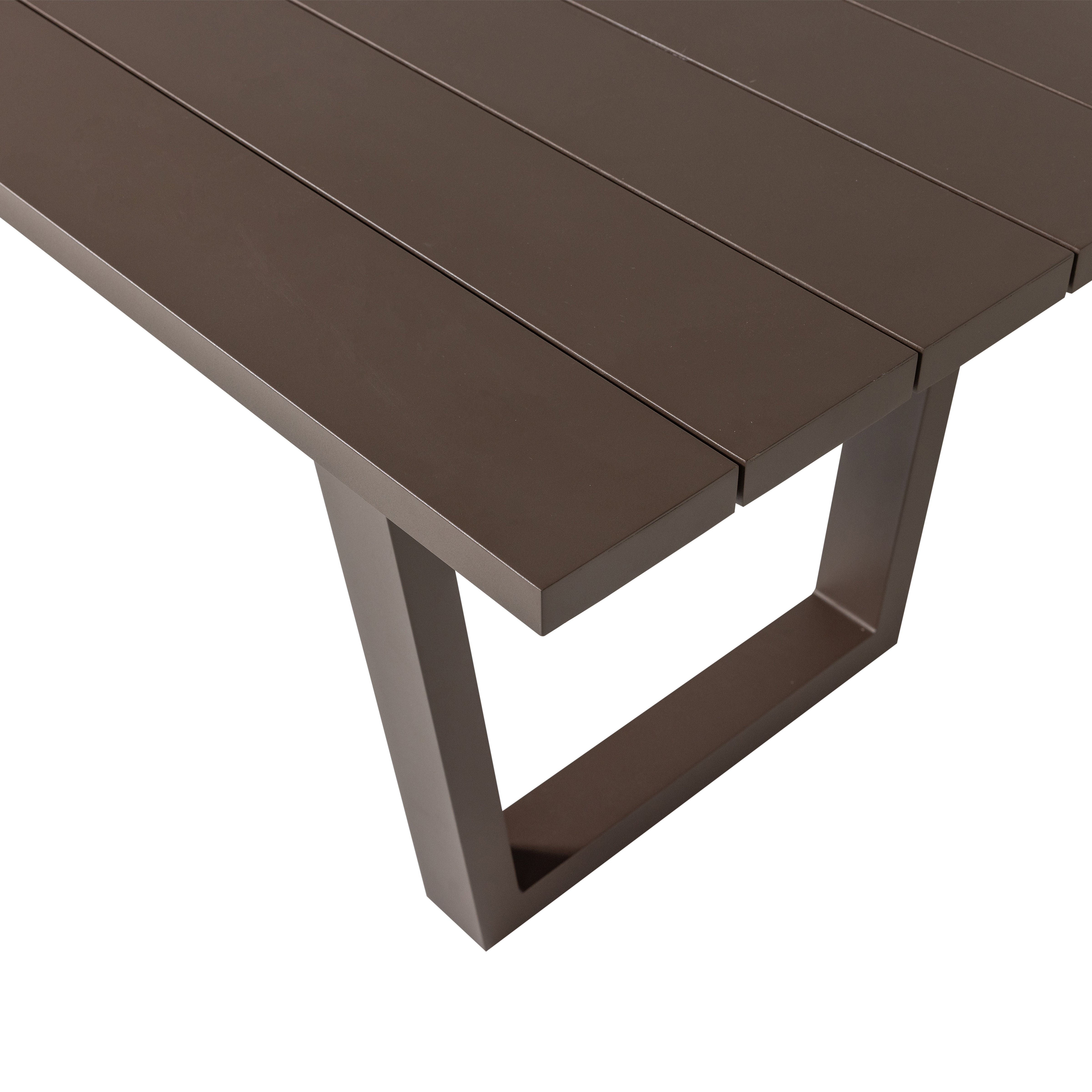 500008-B_01_VS_WO_Bear_tuintafel_aluminium_bruin_C1.png?auto=webp&format=png&width=1500&height=1500