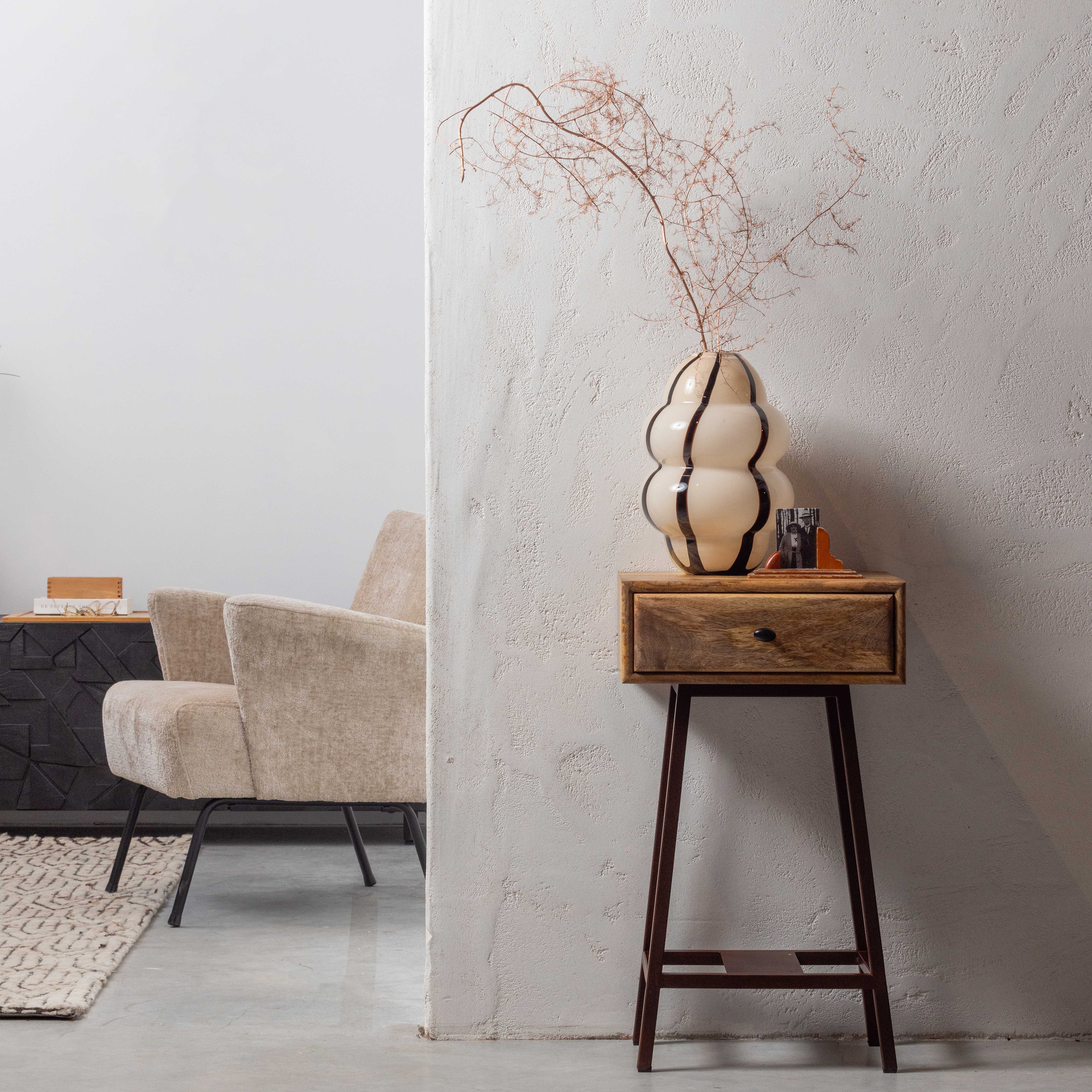 375940-01_VS_SF_Skybox_sidetable_naturel_vierkant.jpg?auto=webp&format=png&width=1500&height=1500