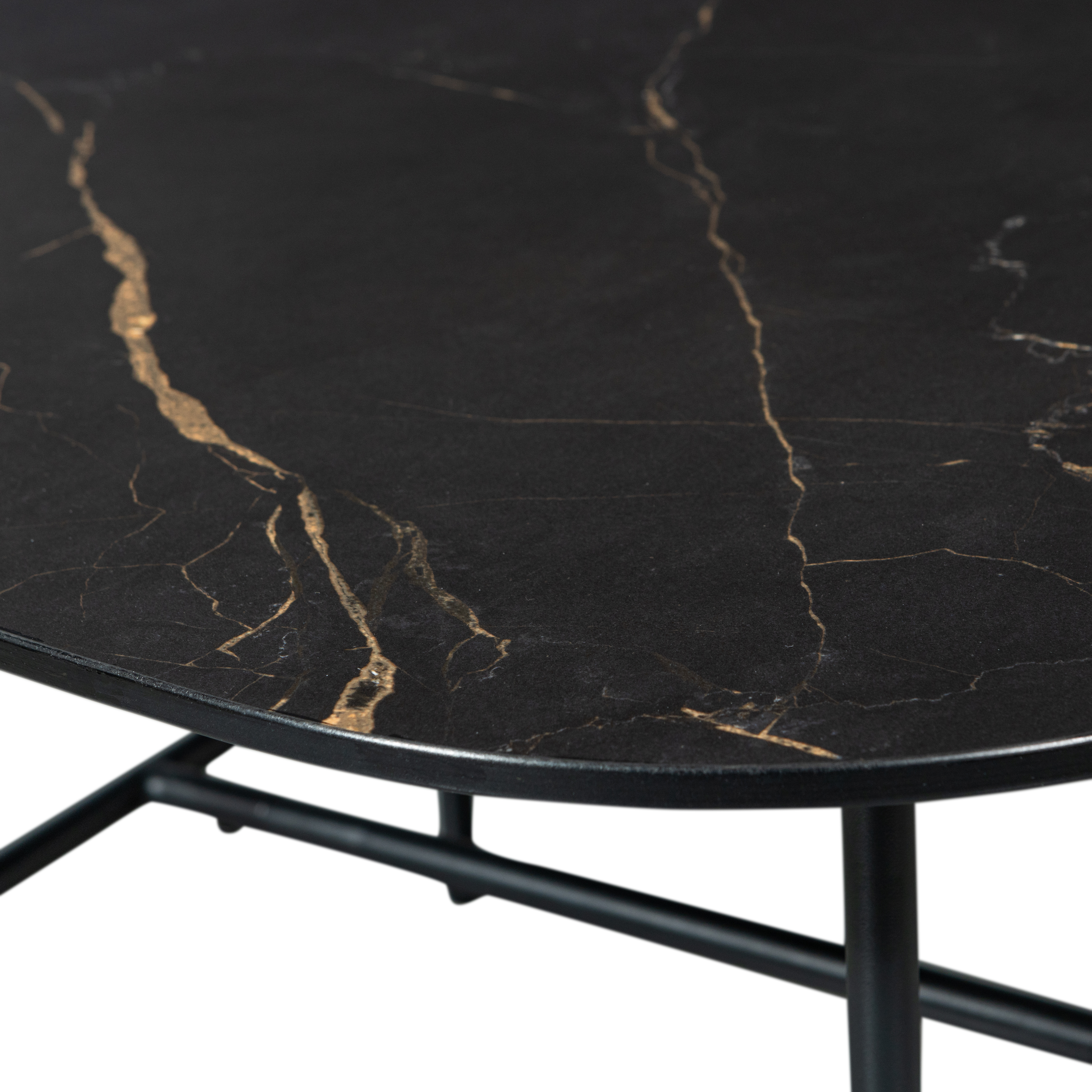 373988-Z-02_VS_WE_Vajen_salontafel_met_zwart_marmeren_look_blad_70x70cm_detail.png?auto=webp&format=png&width=1500&height=1500