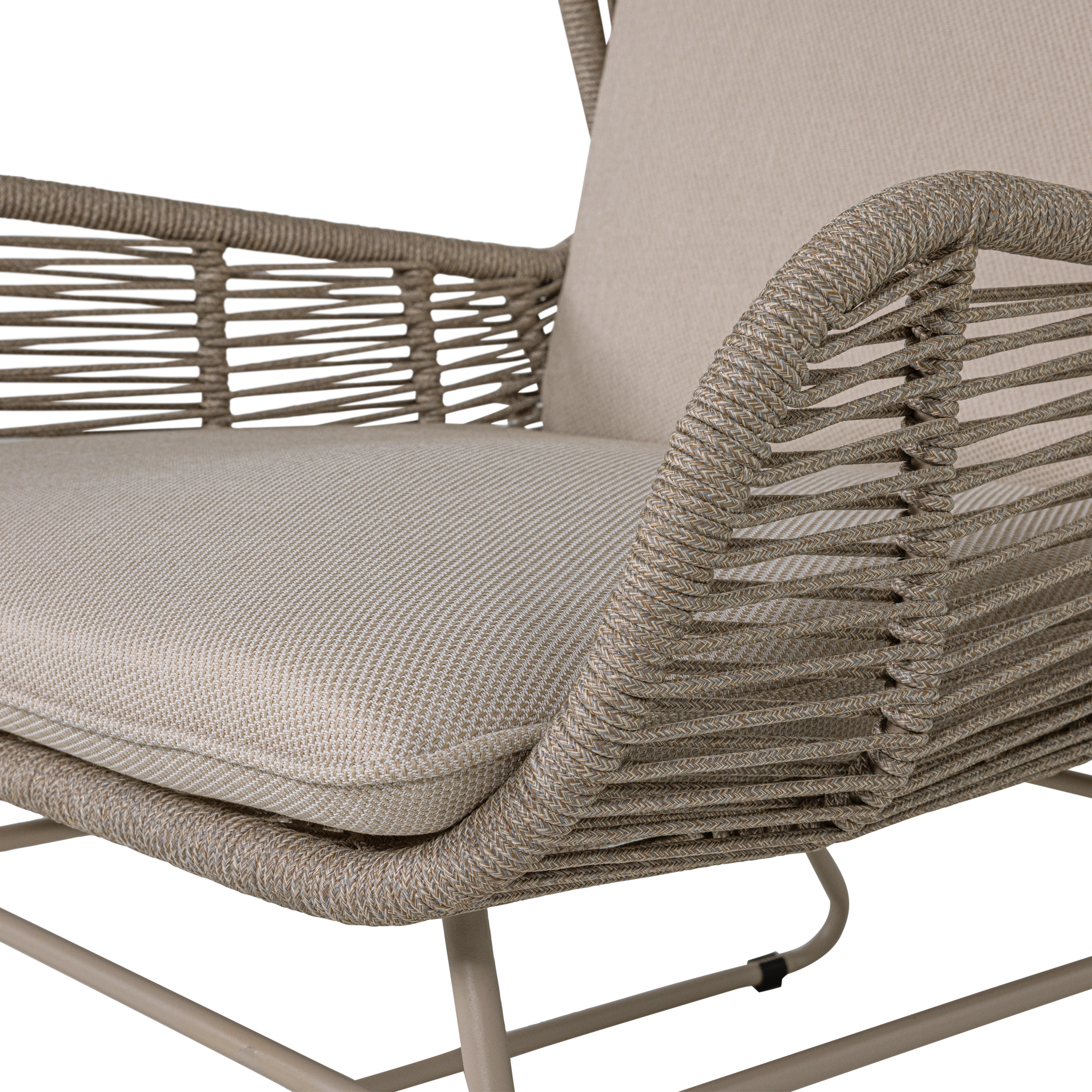 377703-Z-05_VS_WO_Grace_loungestoel_staaltouw_zand_C1.png?auto=webp&format=png&width=1500&height=1500