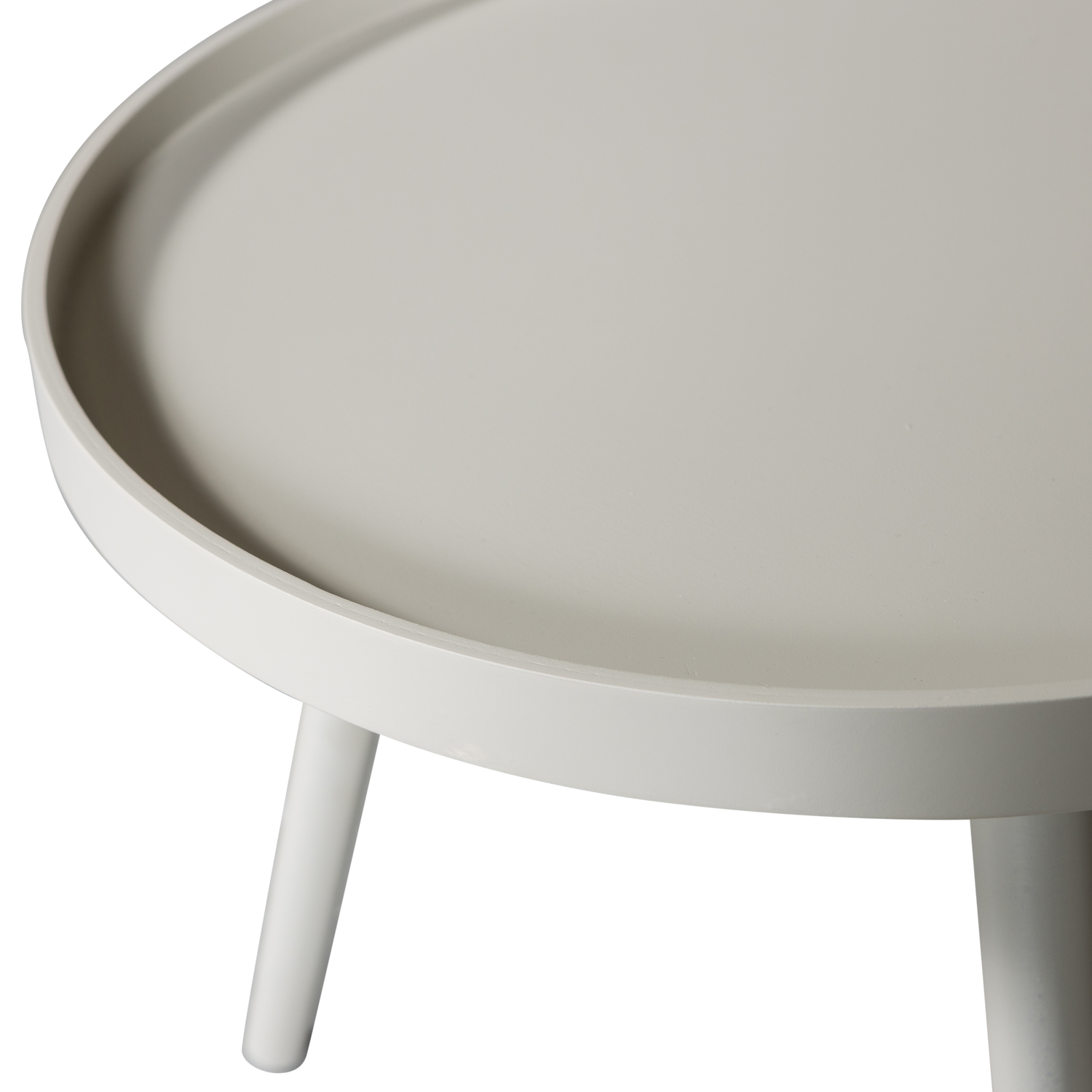 377221-AB-01_VS_FA_Mesa_bijzettafel_M_hout_zand_45xO45cm_detail.png?auto=webp&format=png&width=1500&height=1500