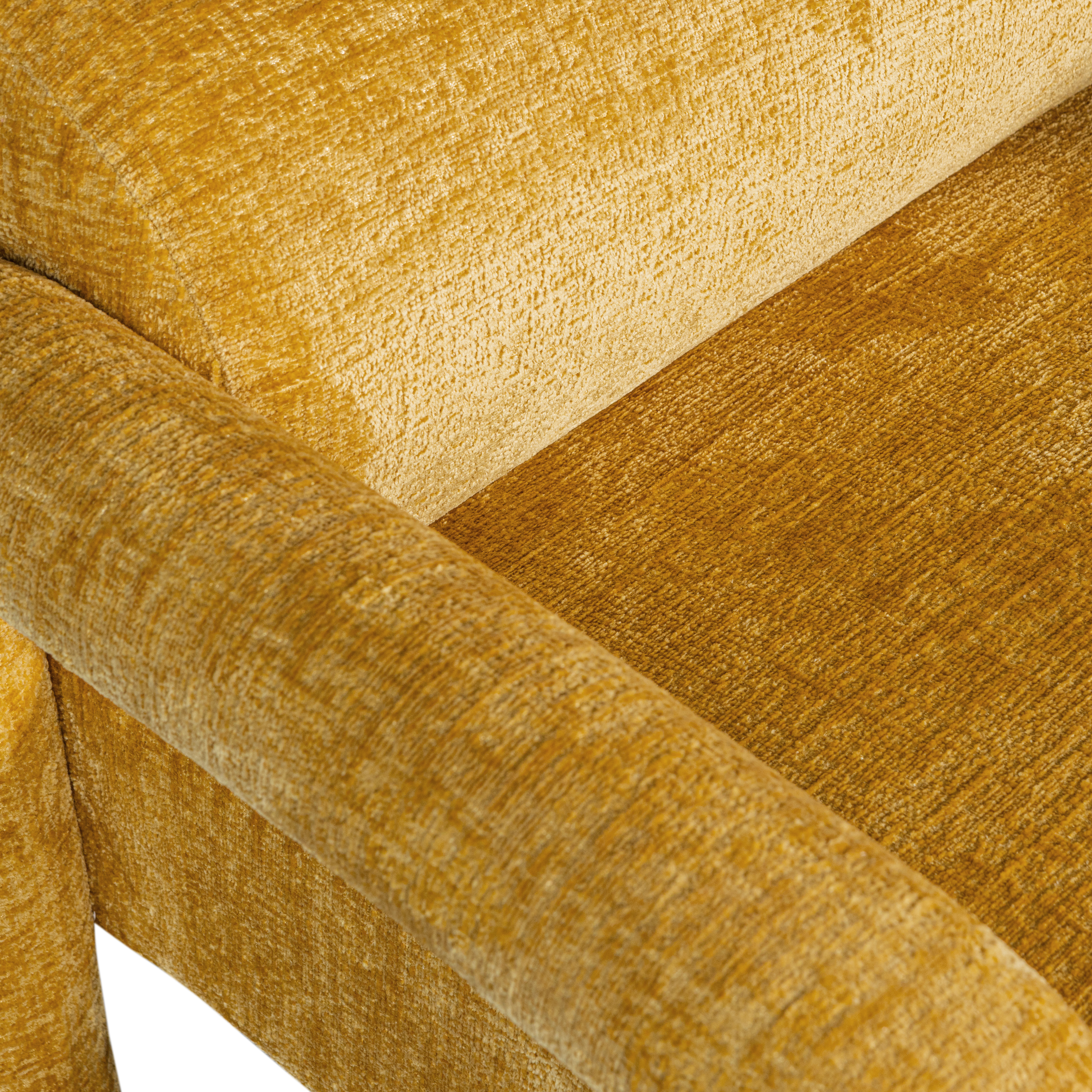 340483-G-02_VS_WE_Lenny_fauteuil_in_grove_textuur_goud_geel_detail.png?auto=webp&format=png&width=1500&height=1500