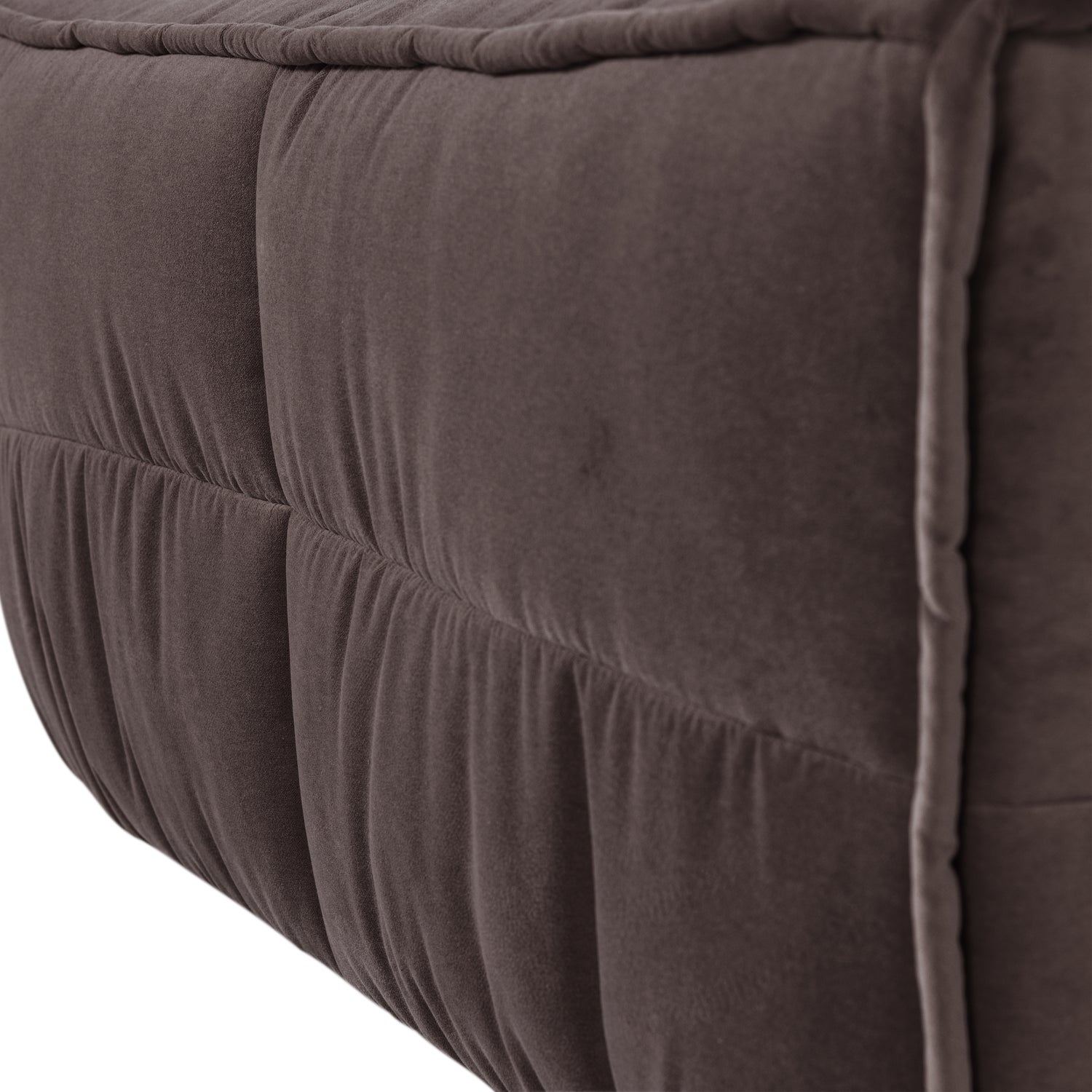 400560-CB_04_VS_VT_Cluster_hocker_velvet_chocolade_bruin_C2.png?auto=webp&format=png&width=1500&height=1500