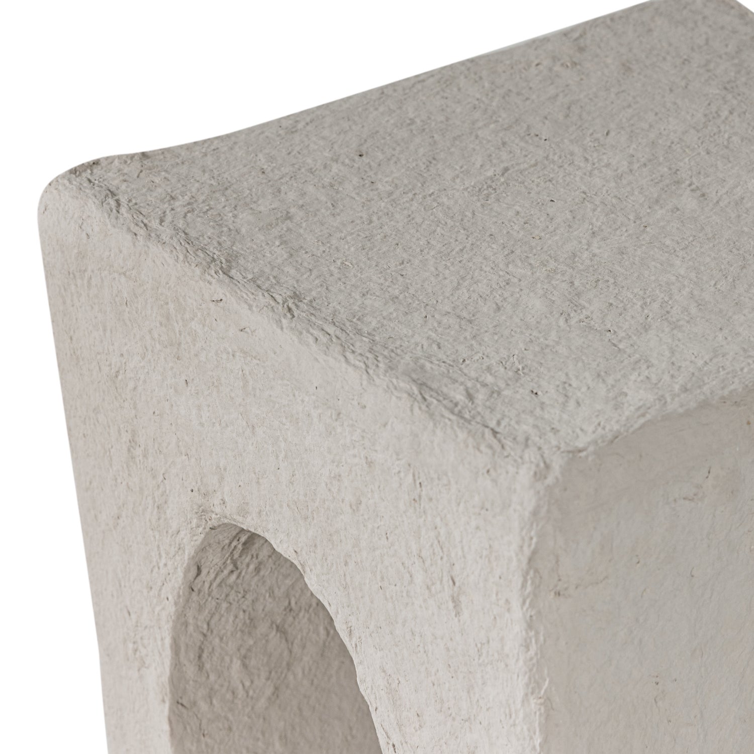 377847-G_04_VS_Tovi_bijzettafel_papier_mache_grijs_C1.png?auto=webp&format=png&width=1500&height=1500