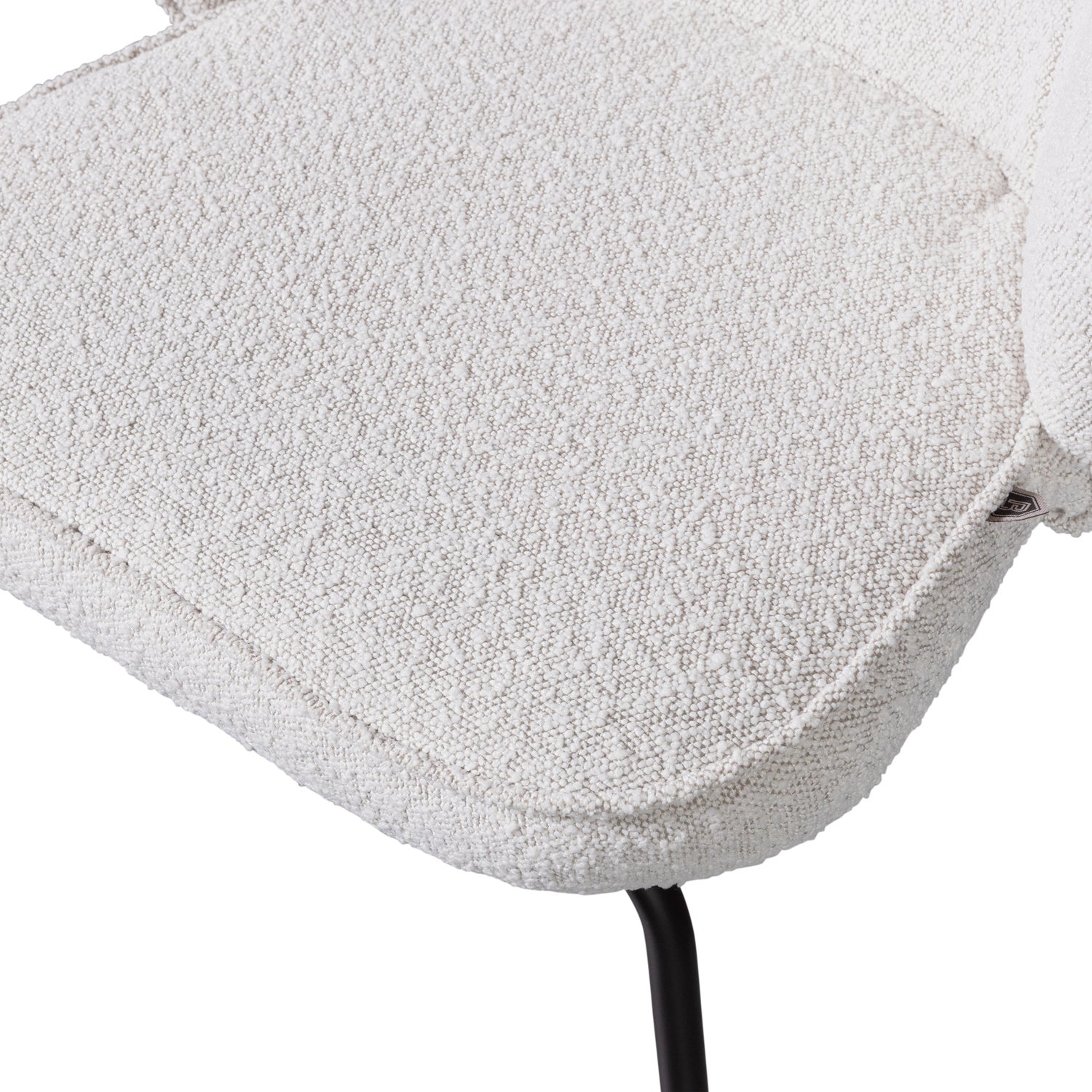 800172-A-02_VS_BP_Admit_eetkamerstoel_boucle_naturel_detail.png?auto=webp&format=png&width=1500&height=1500