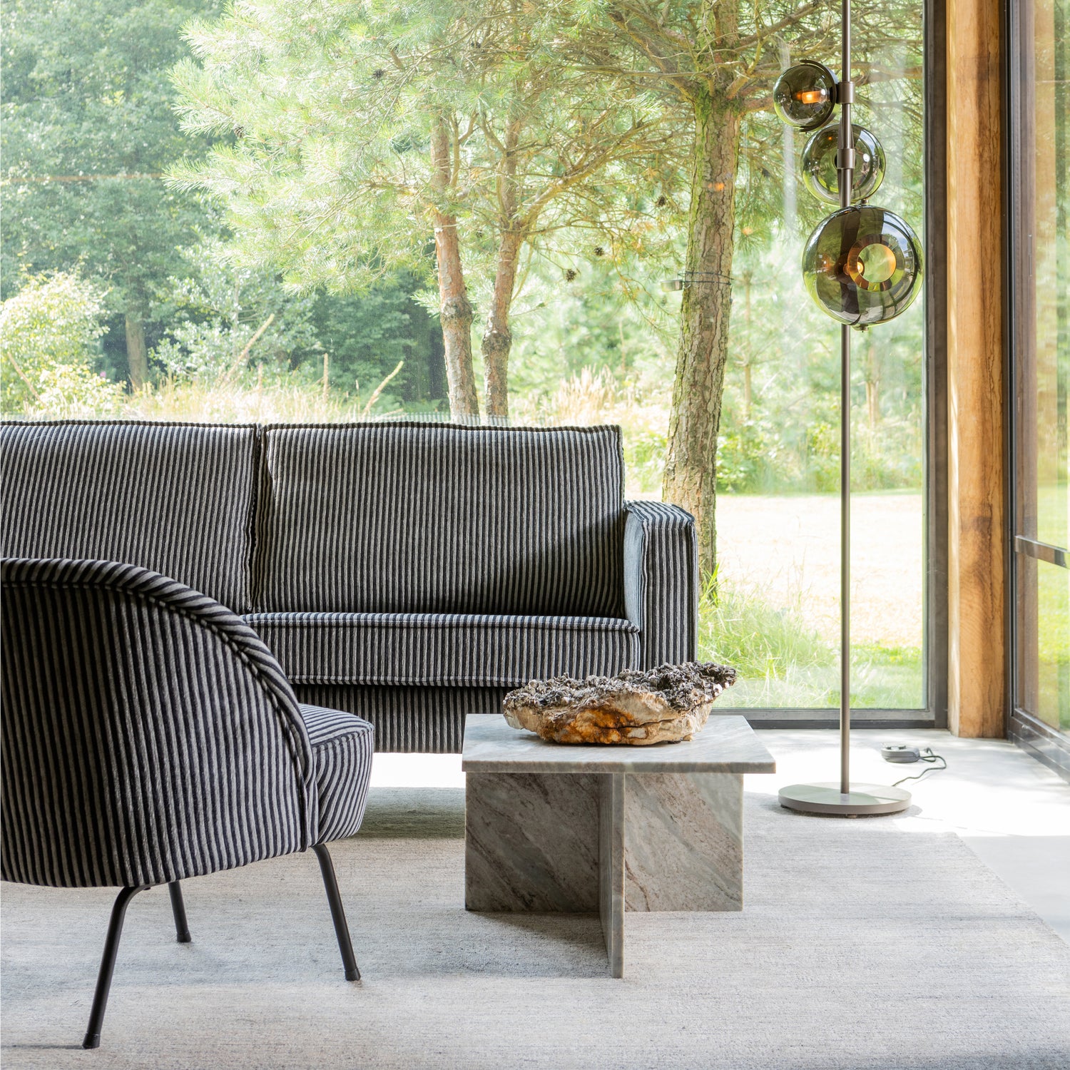 800543-ZG-800748-ZG-801414-N-02_SF_BP_Rodeo_bank_3_zits_zwart_grijs_Vogue_fauteuil_Xhail_VIERKANT.jpg?auto=webp&format=png&width=1500&height=1500