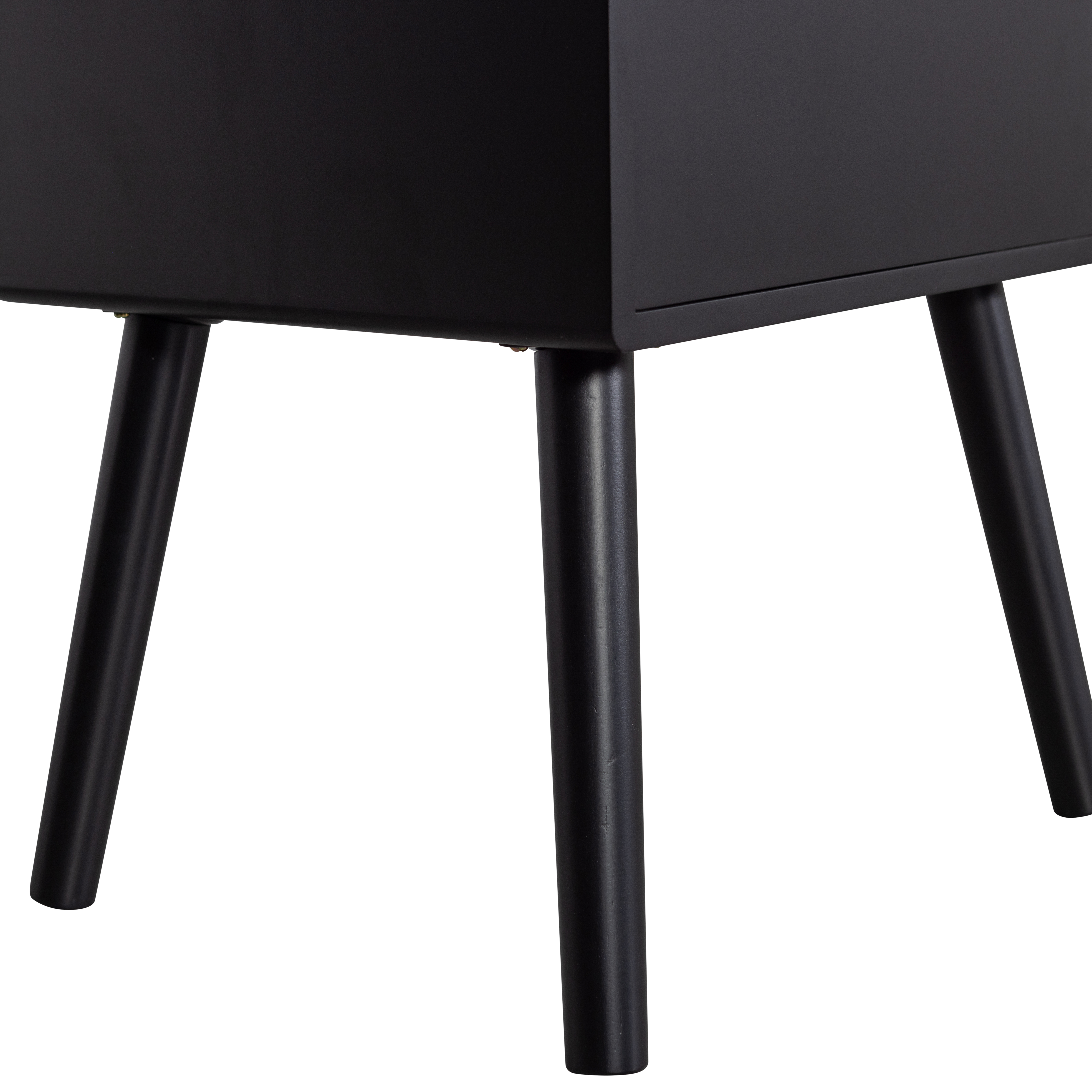 374053-Z-02_VS_FA_Ozzy_nachtkastje_hoog_hout_zwart_detail.png?auto=webp&format=png&width=1500&height=1500