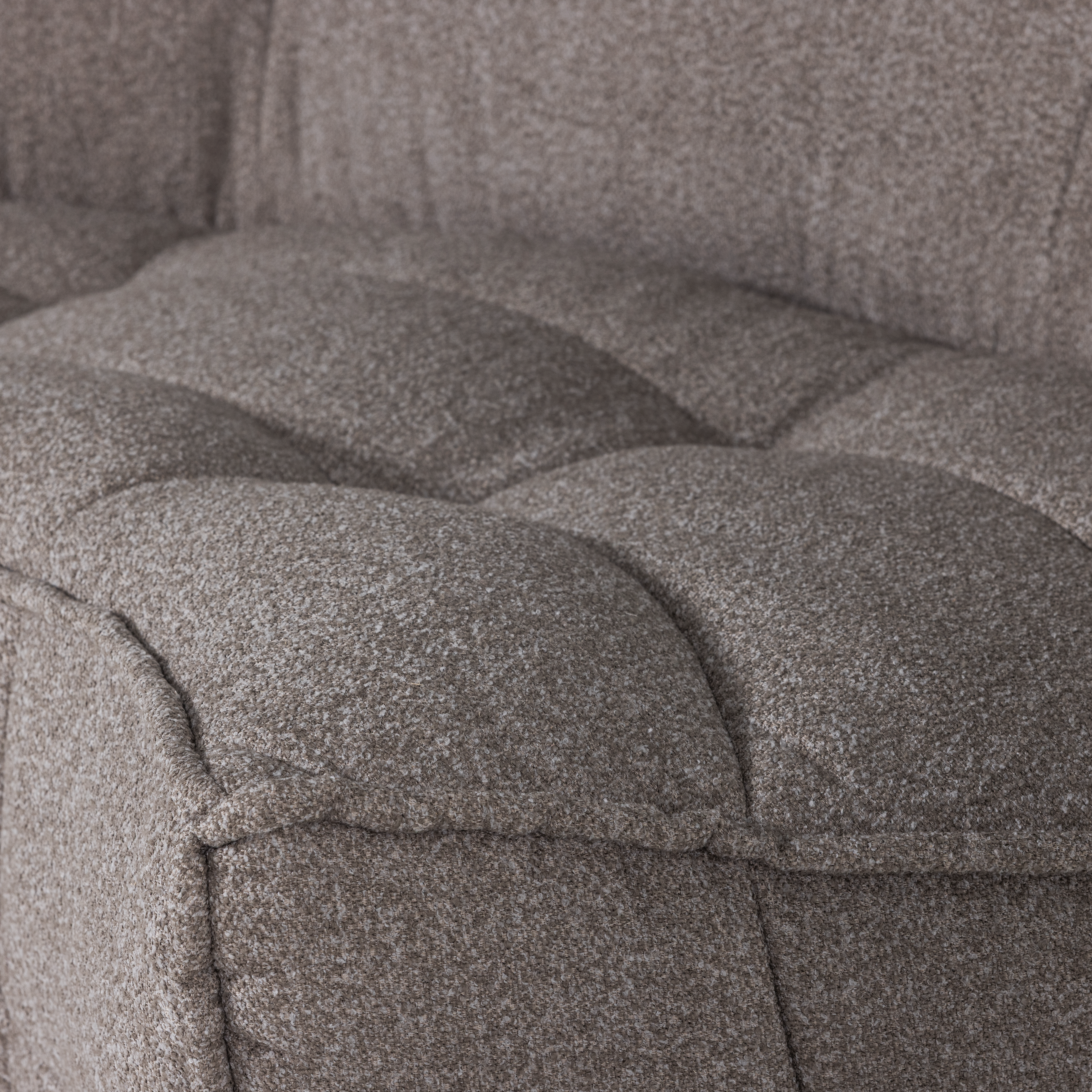 400559-MB_06_VS_VT_Cluster_hoekelement_boucle_middenbruin_C2.png?auto=webp&format=png&width=1500&height=1500